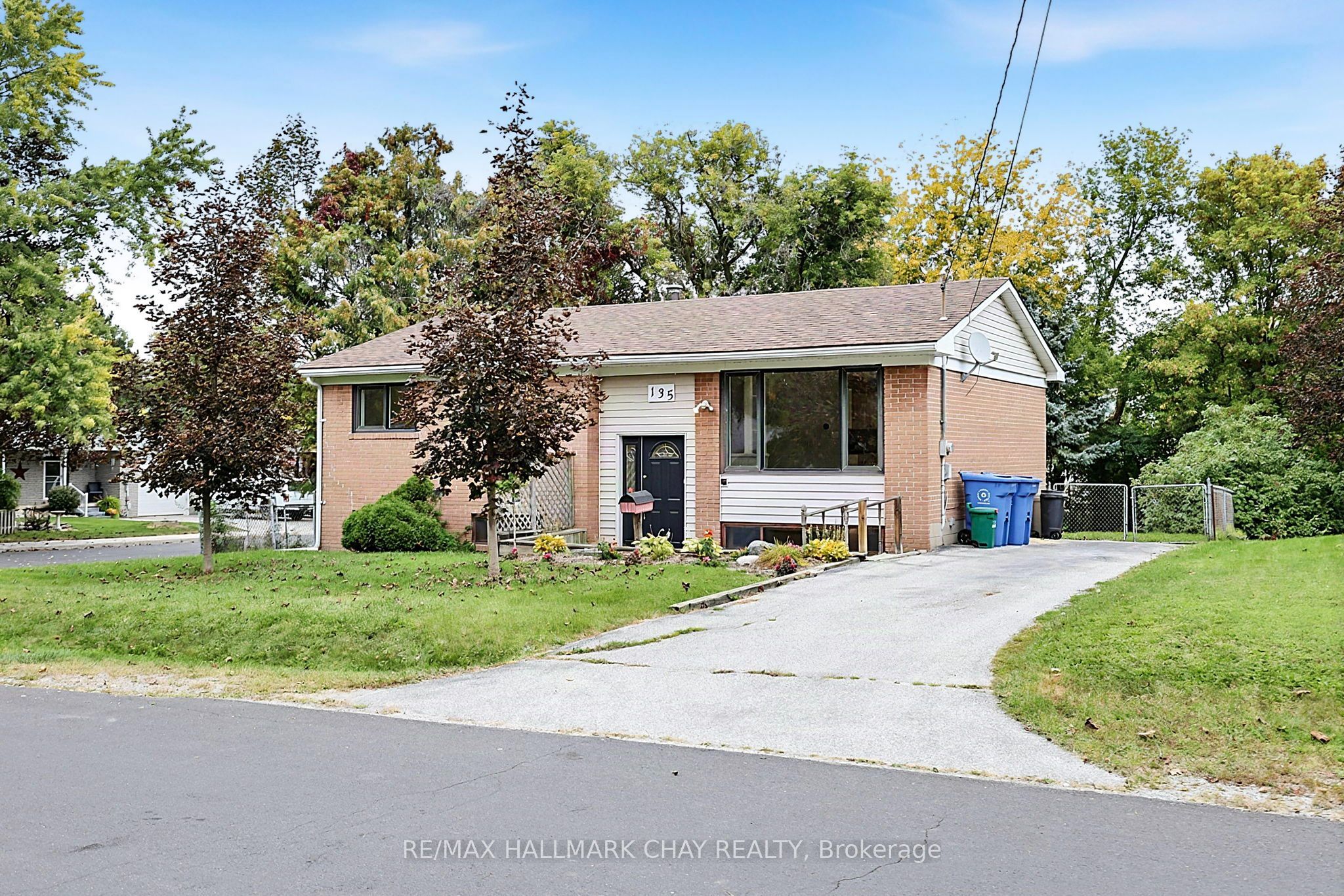 135 Peter Street Property Photo 42