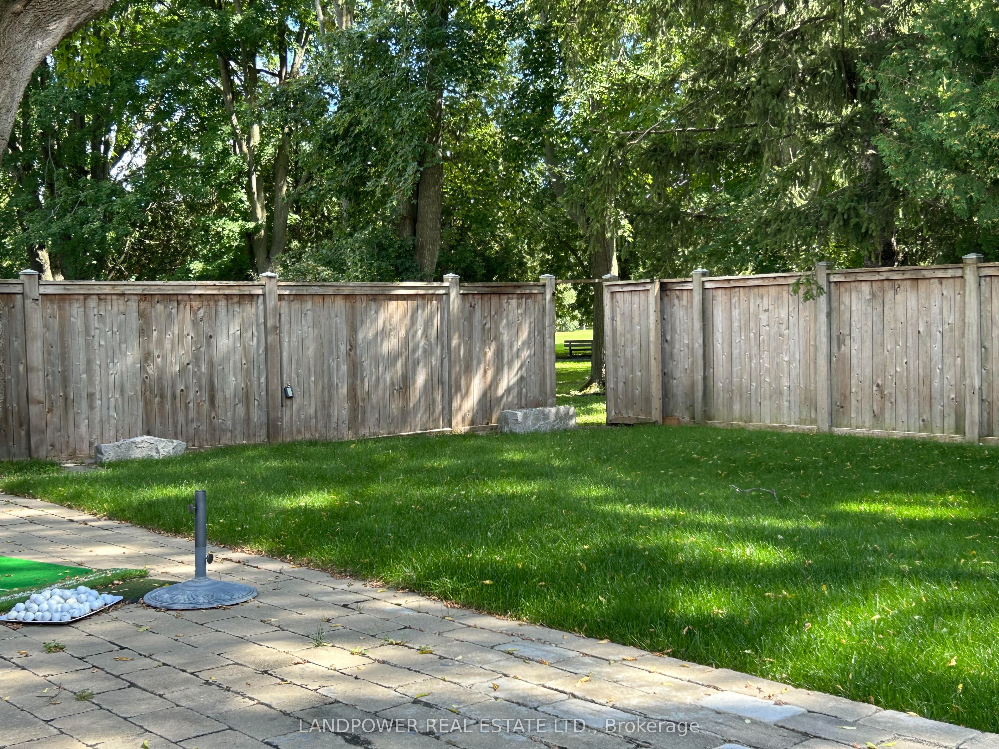 37 Pomander Road Property Photo 2