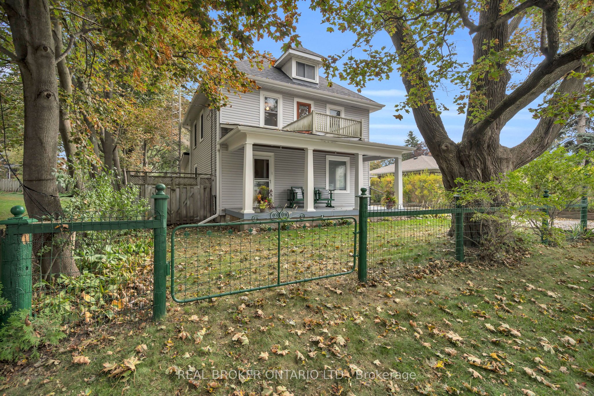 4149 Front Street Property Photo 6