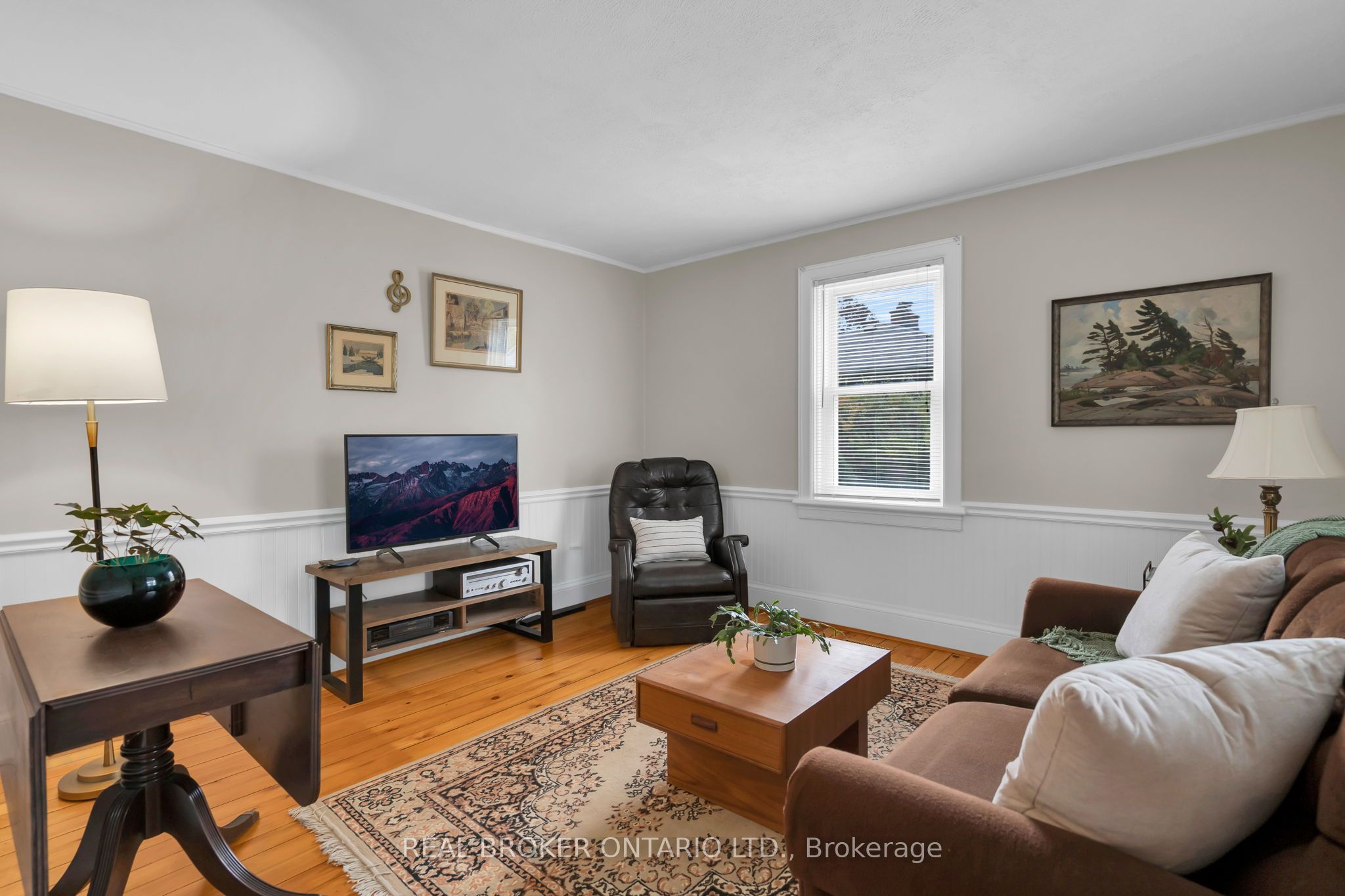 4149 Front Street Property Photo 15