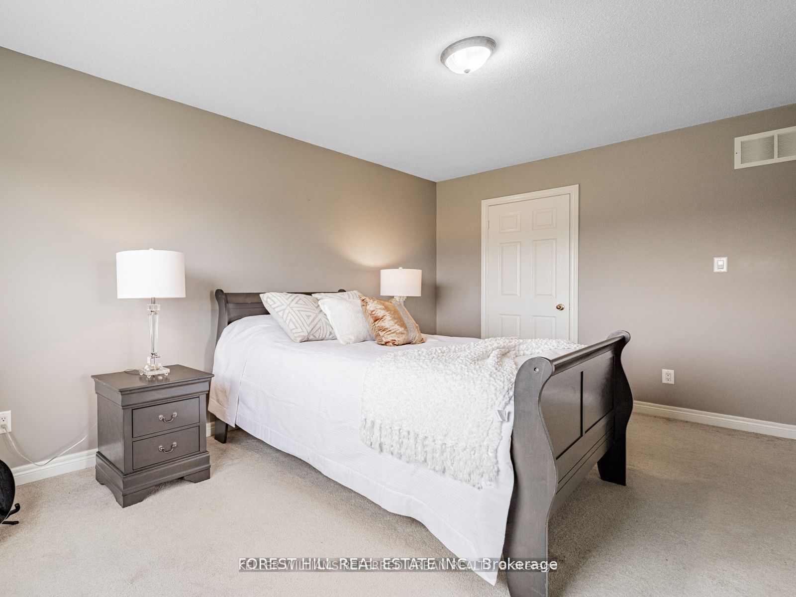 614 Mcbean Avenue N Property Photo 25