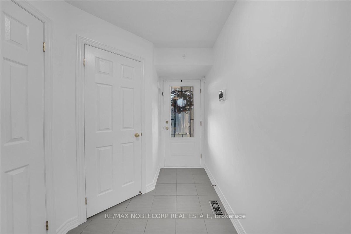 145 Hutchinson Drive Property Photo 5