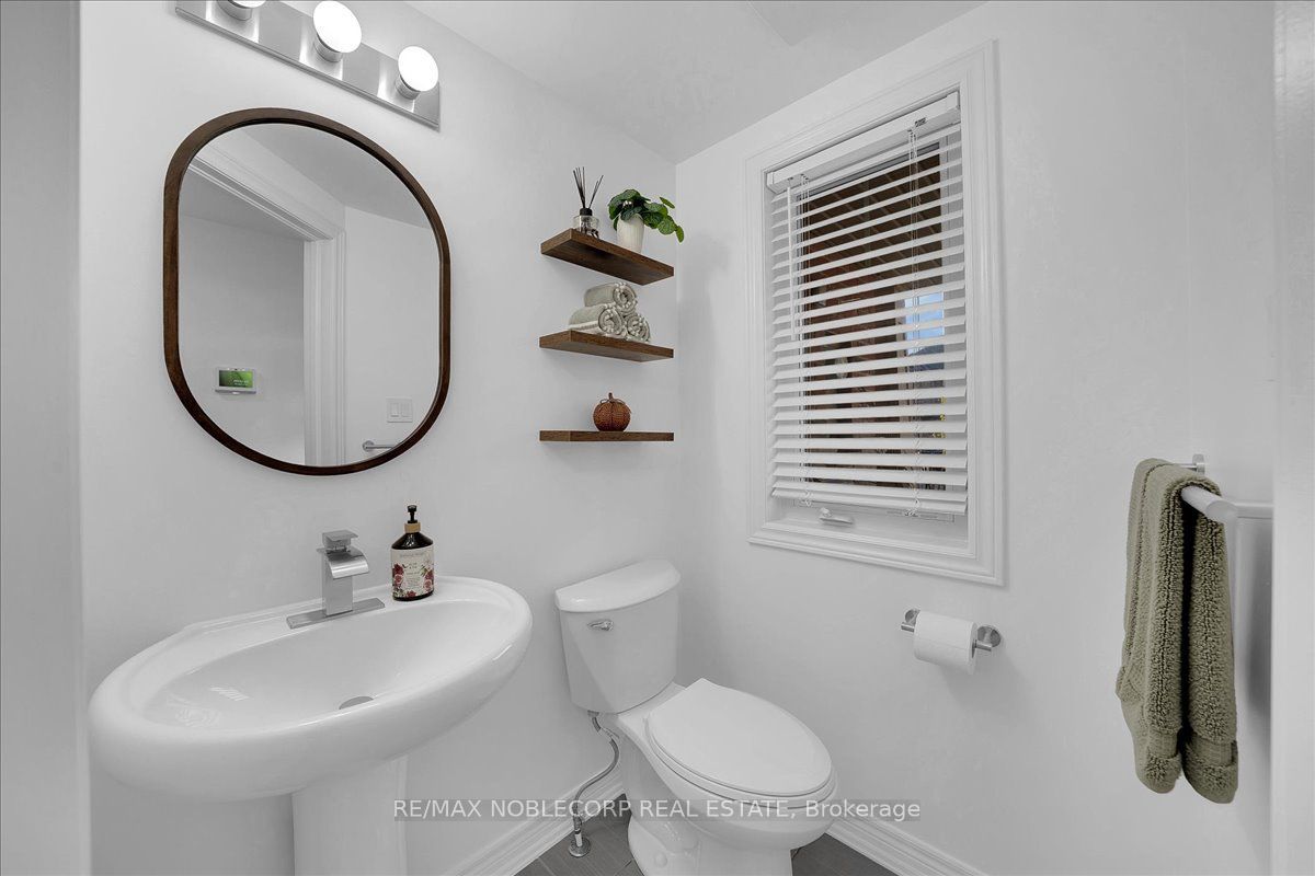 145 Hutchinson Drive Property Photo 7