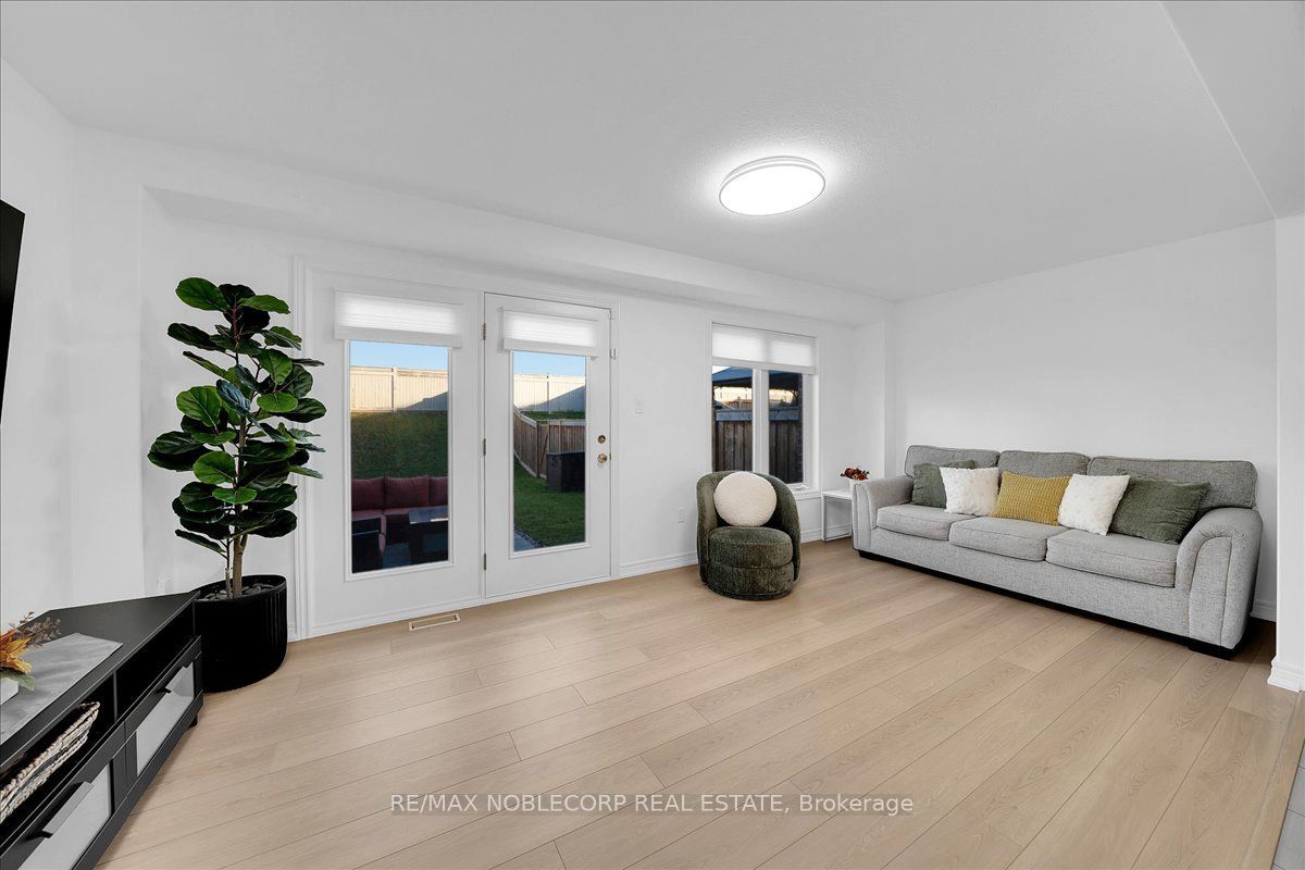 145 Hutchinson Drive Property Photo 18