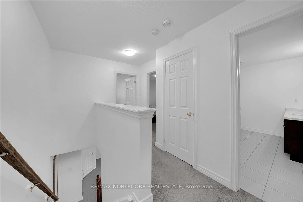 145 Hutchinson Drive Property Photo 27