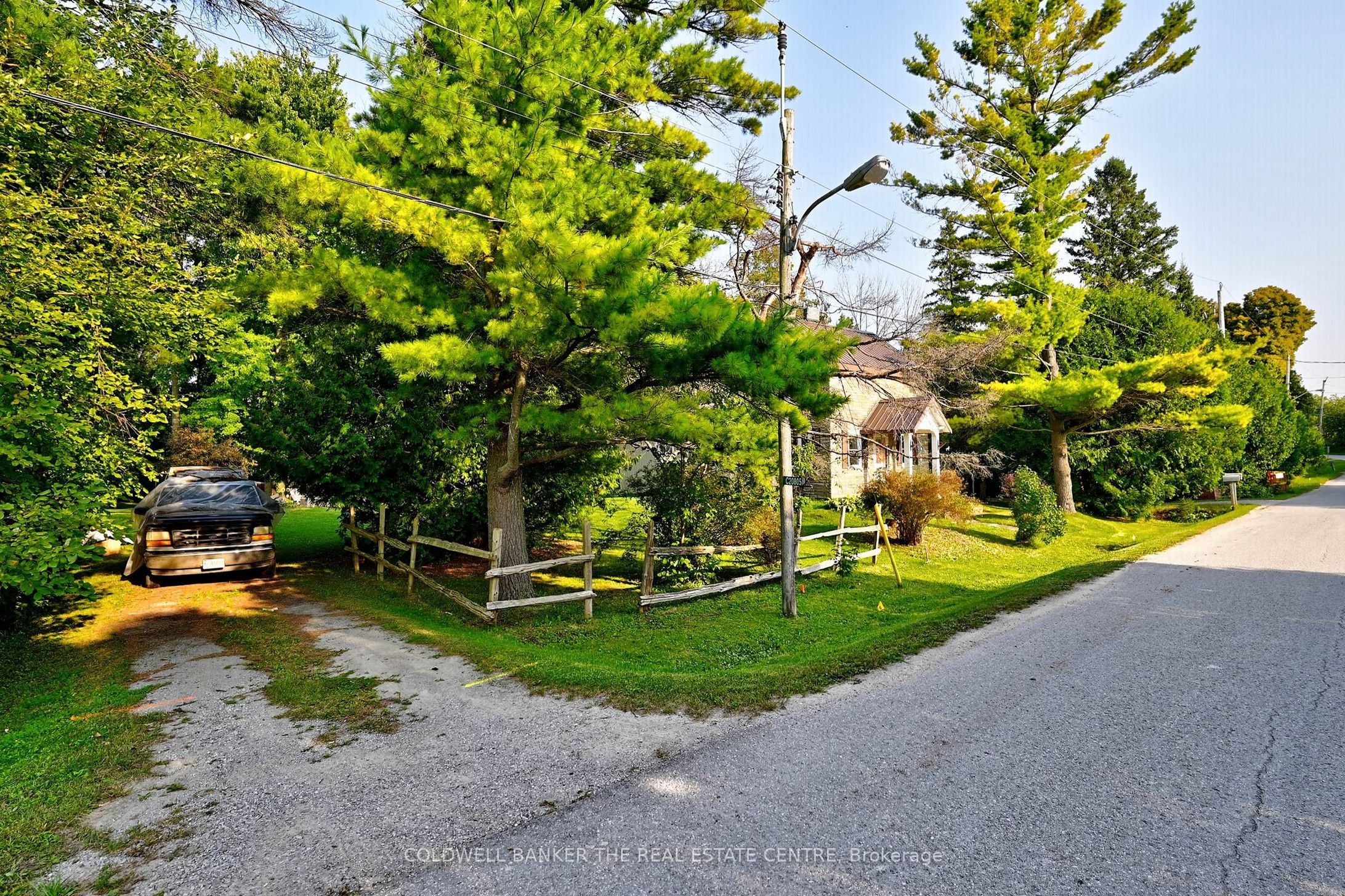 20805 Brock Road Property Photo 5