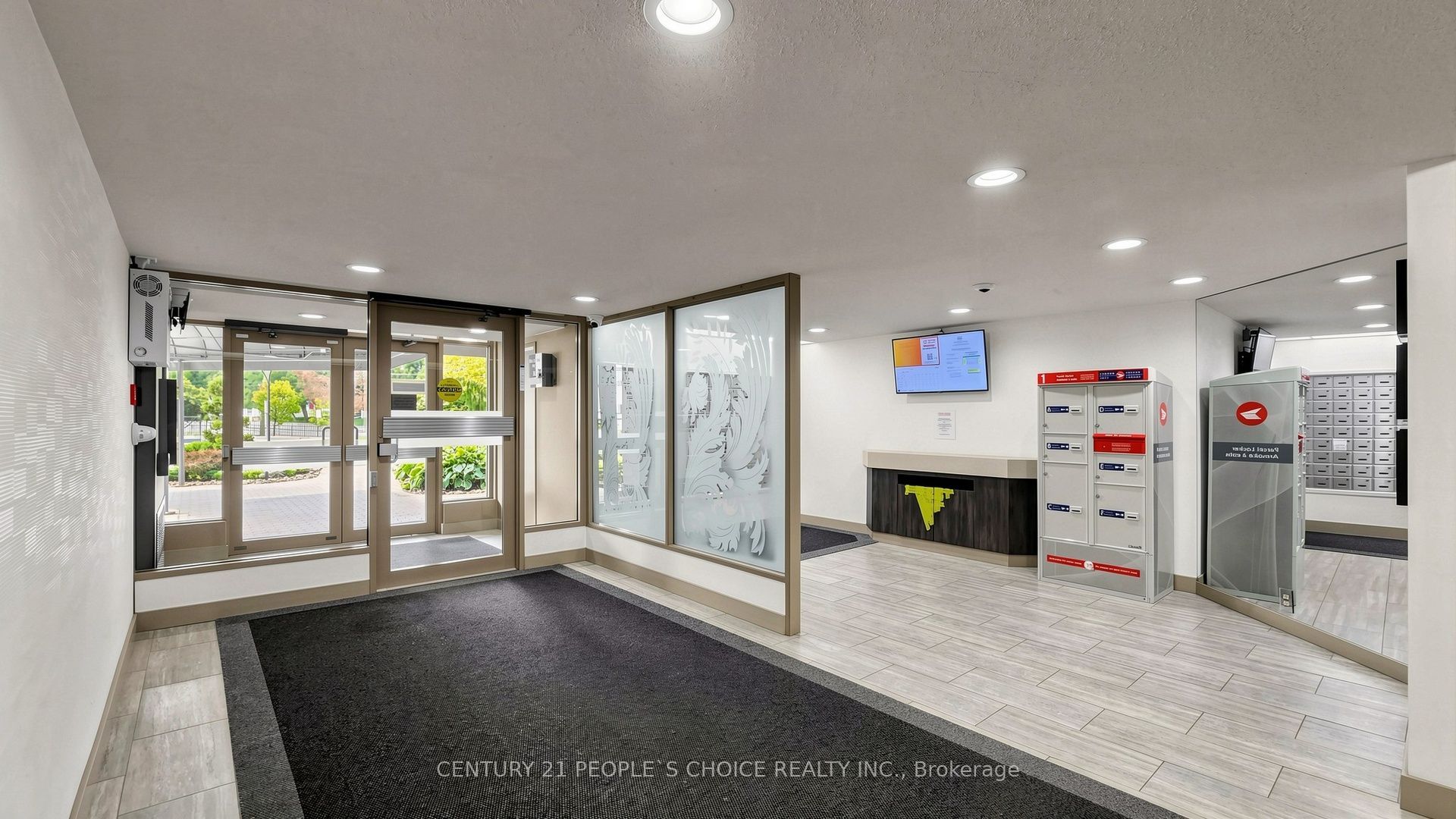 7811 Yonge Street 310 Property Photo 7