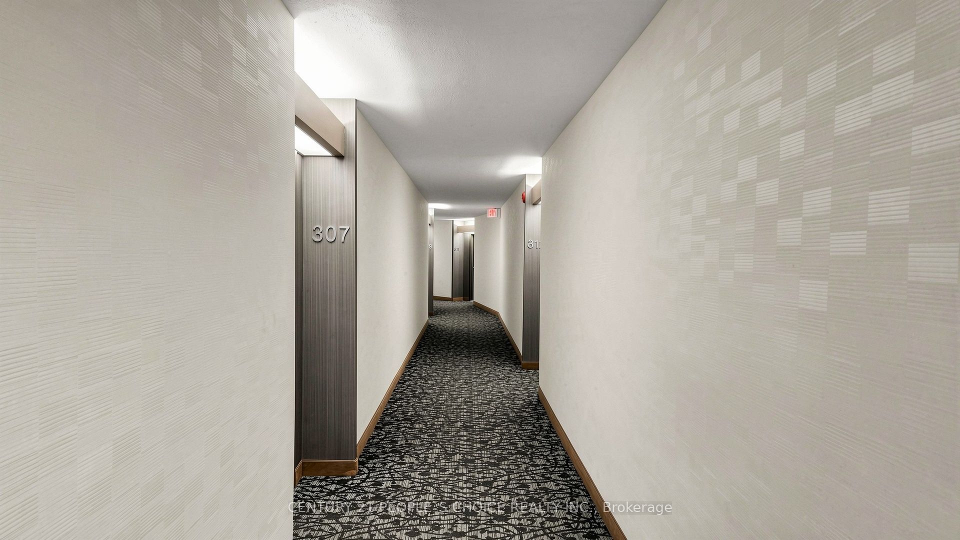 7811 Yonge Street 310 Property Photo 9