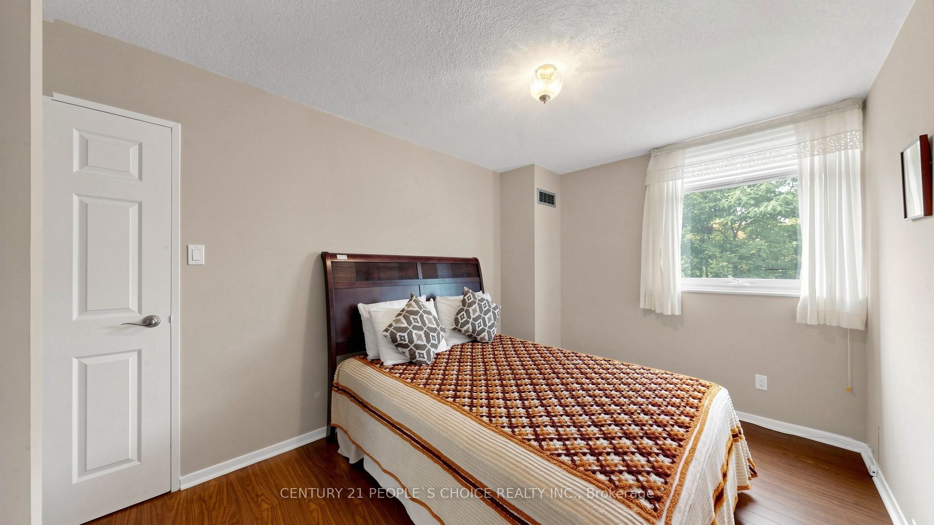 7811 Yonge Street 310 Property Photo 28