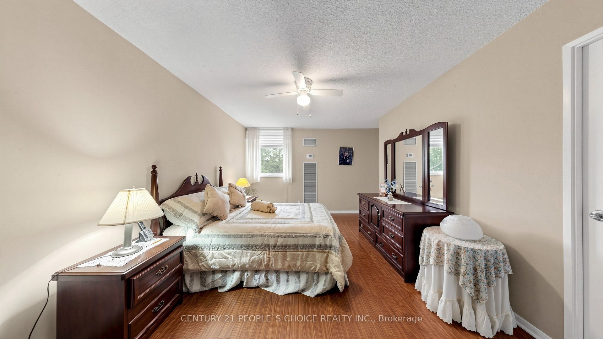7811 Yonge Street 310 Property Photo 31