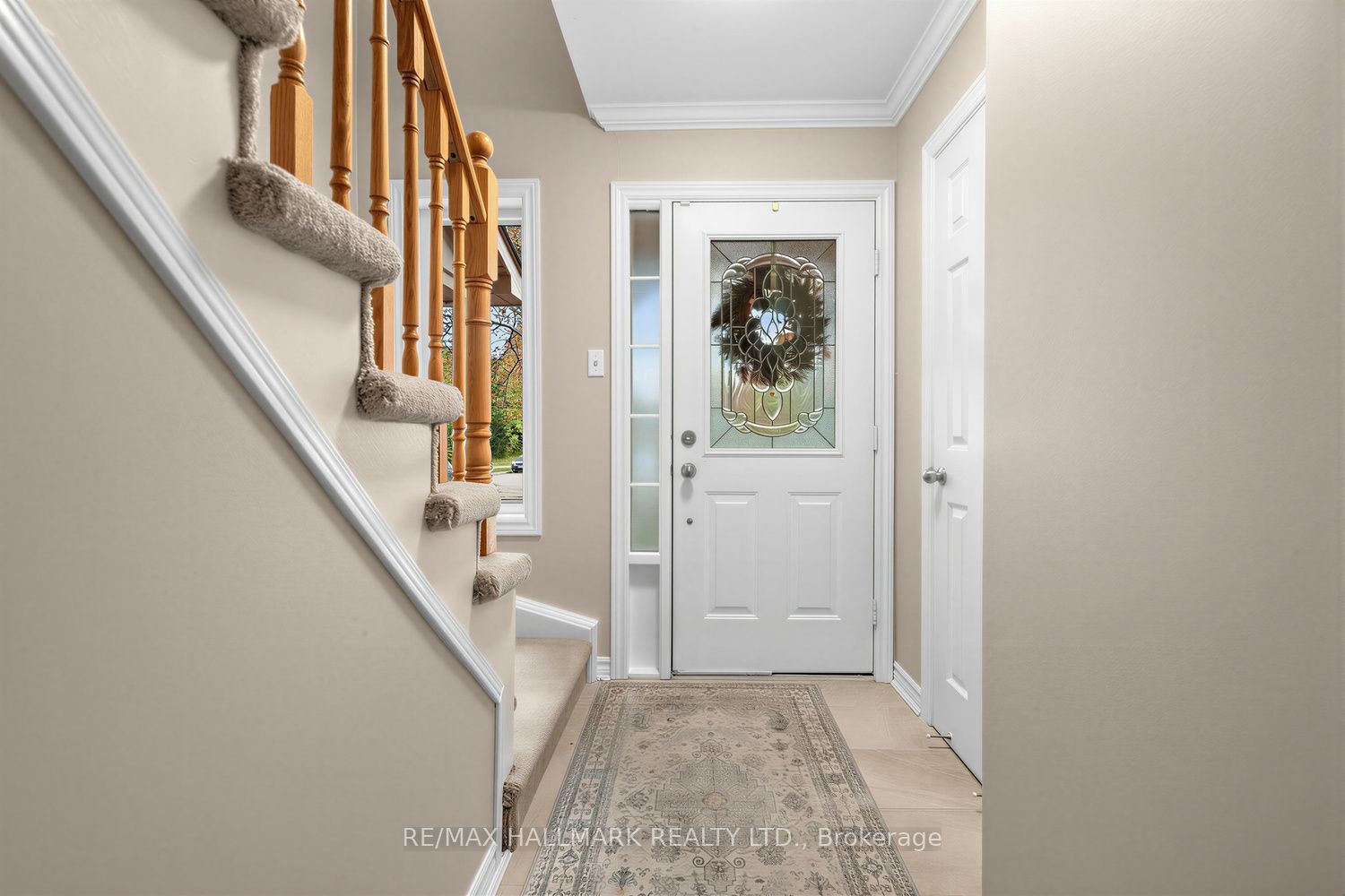 484 Bartholomew Drive Property Photo 4