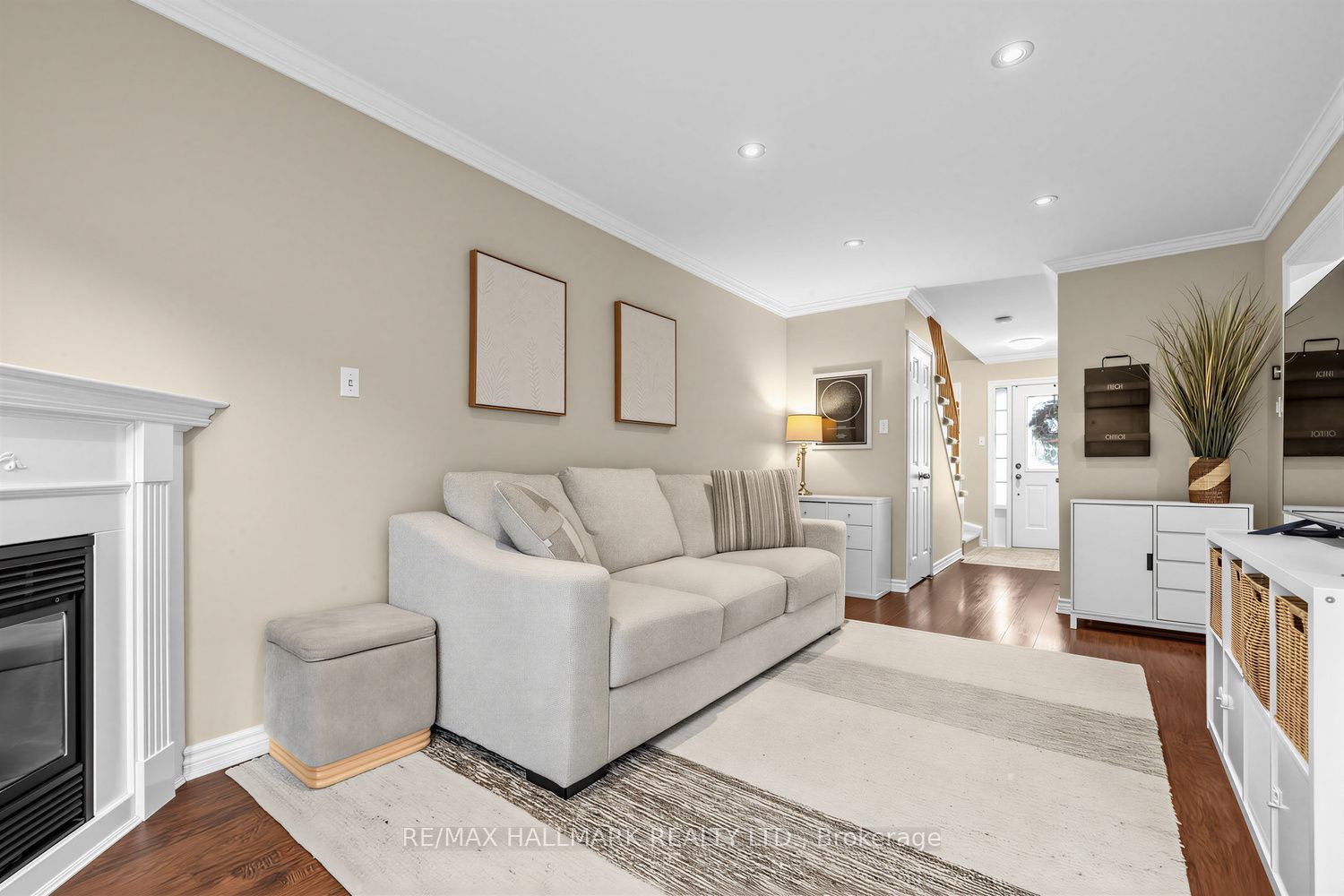 484 Bartholomew Drive Property Photo 8
