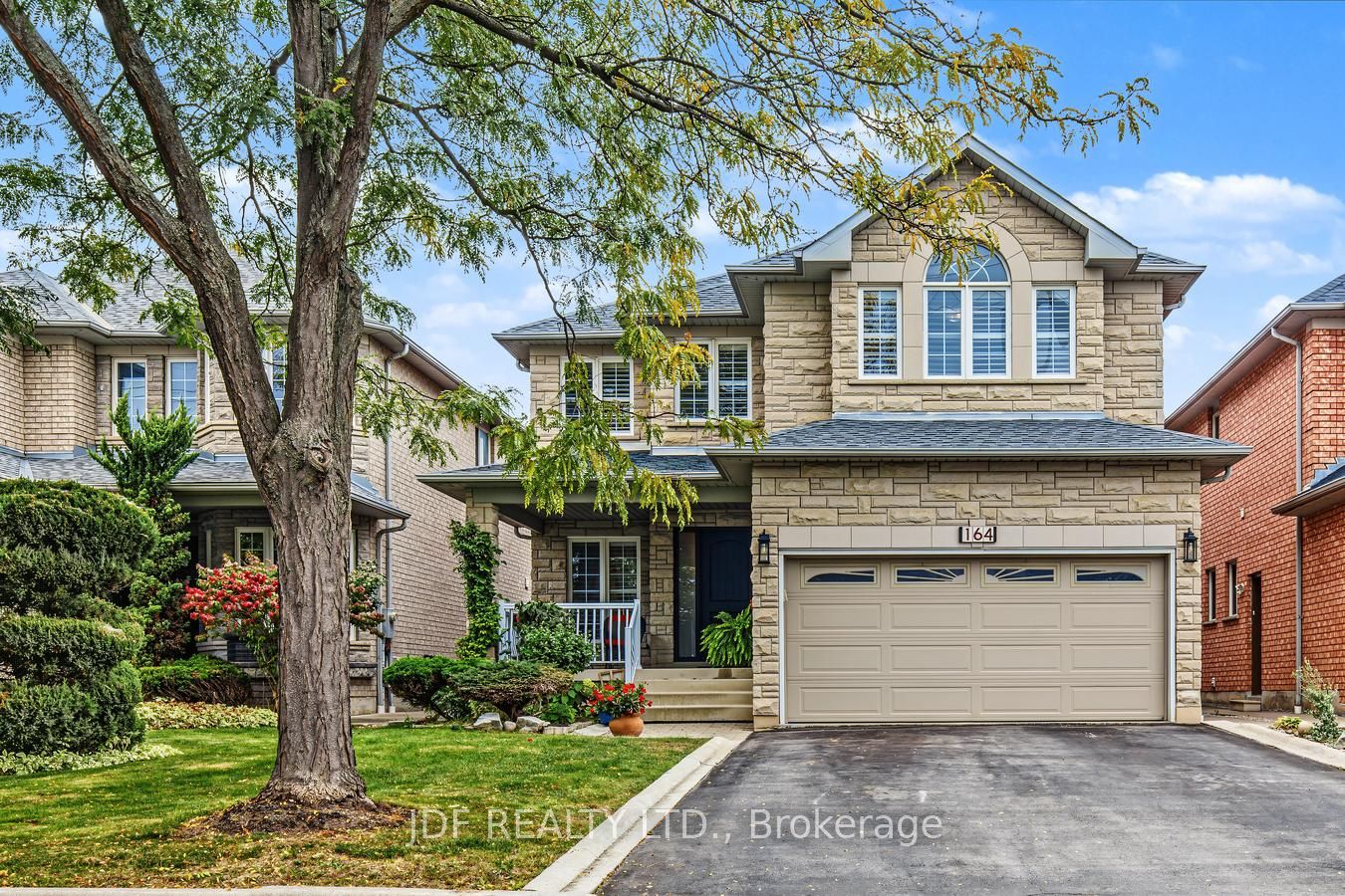 164 Golden Gate Circle Property Photo 1