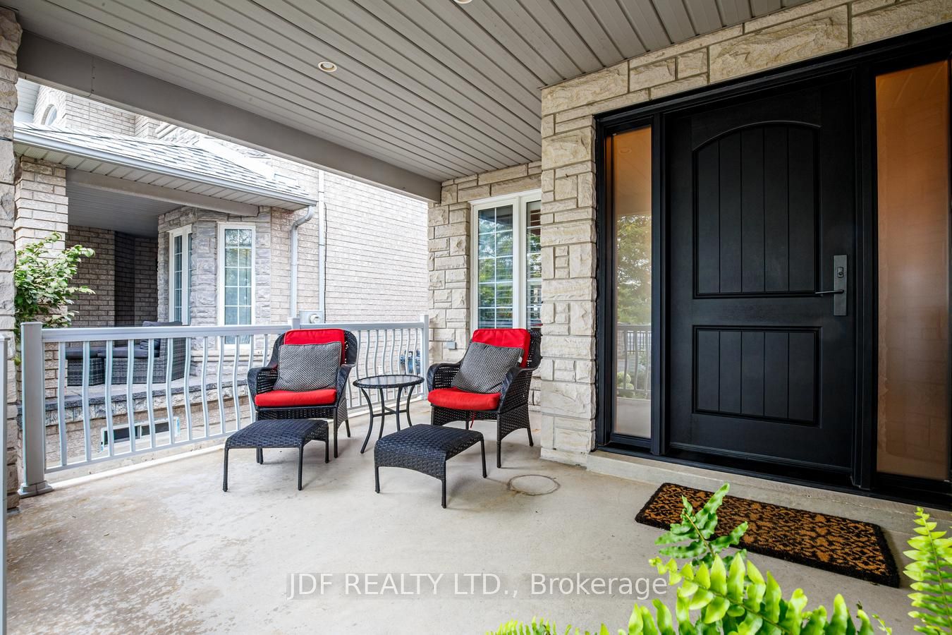 164 Golden Gate Circle Property Photo 3