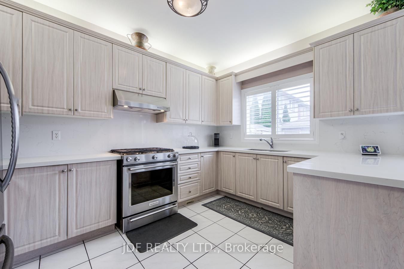 164 Golden Gate Circle Property Photo 9