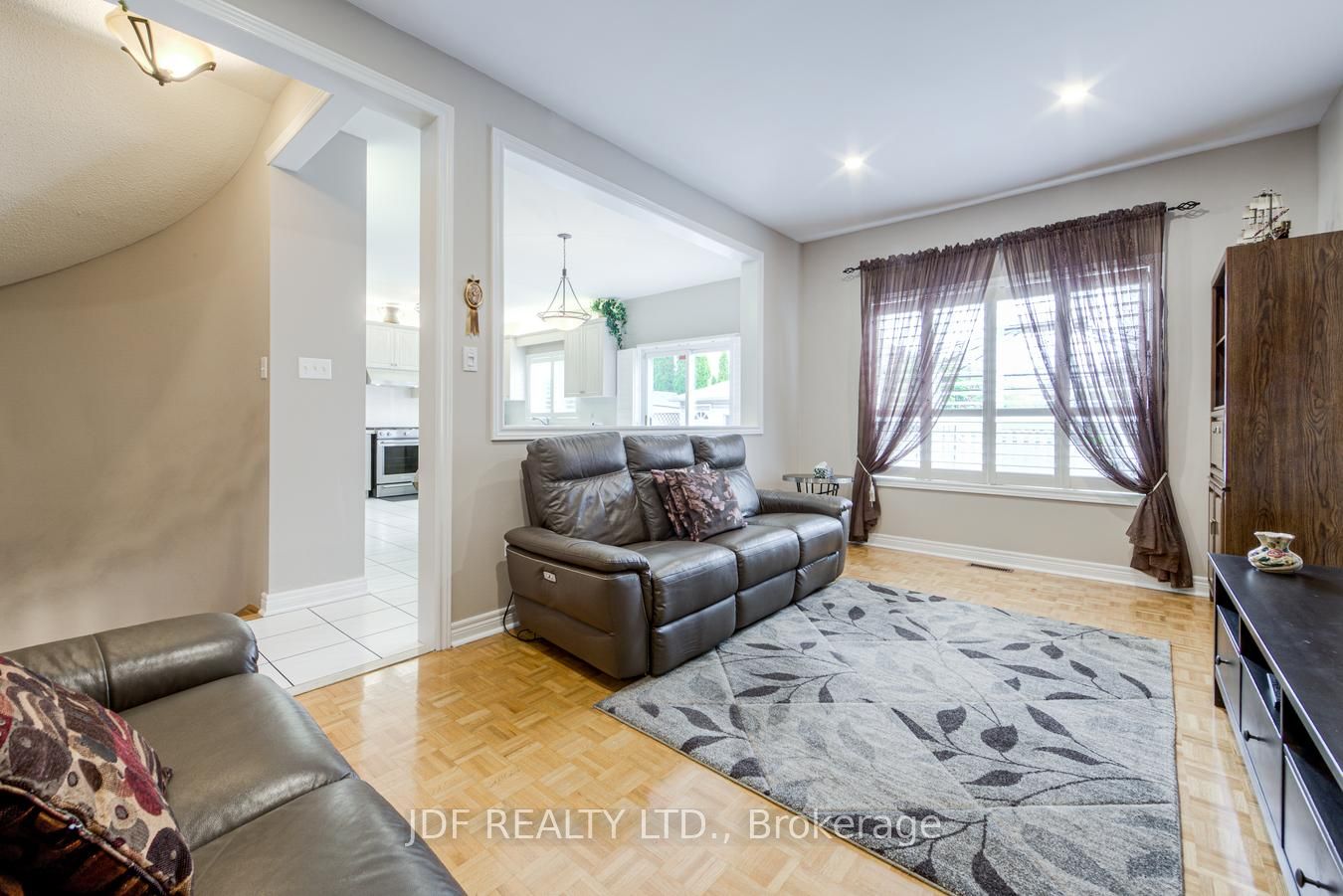 164 Golden Gate Circle Property Photo 17
