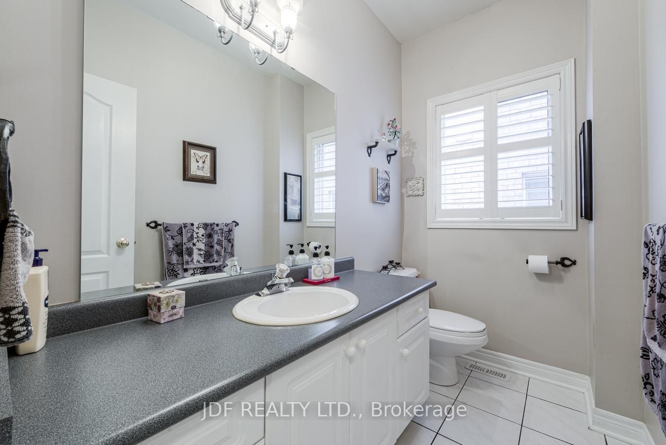 164 Golden Gate Circle Property Photo 19