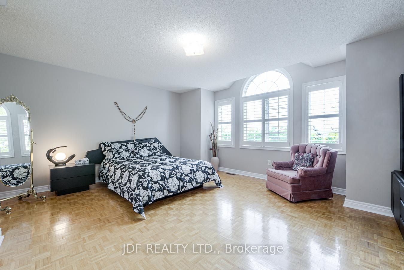 164 Golden Gate Circle Property Photo 31