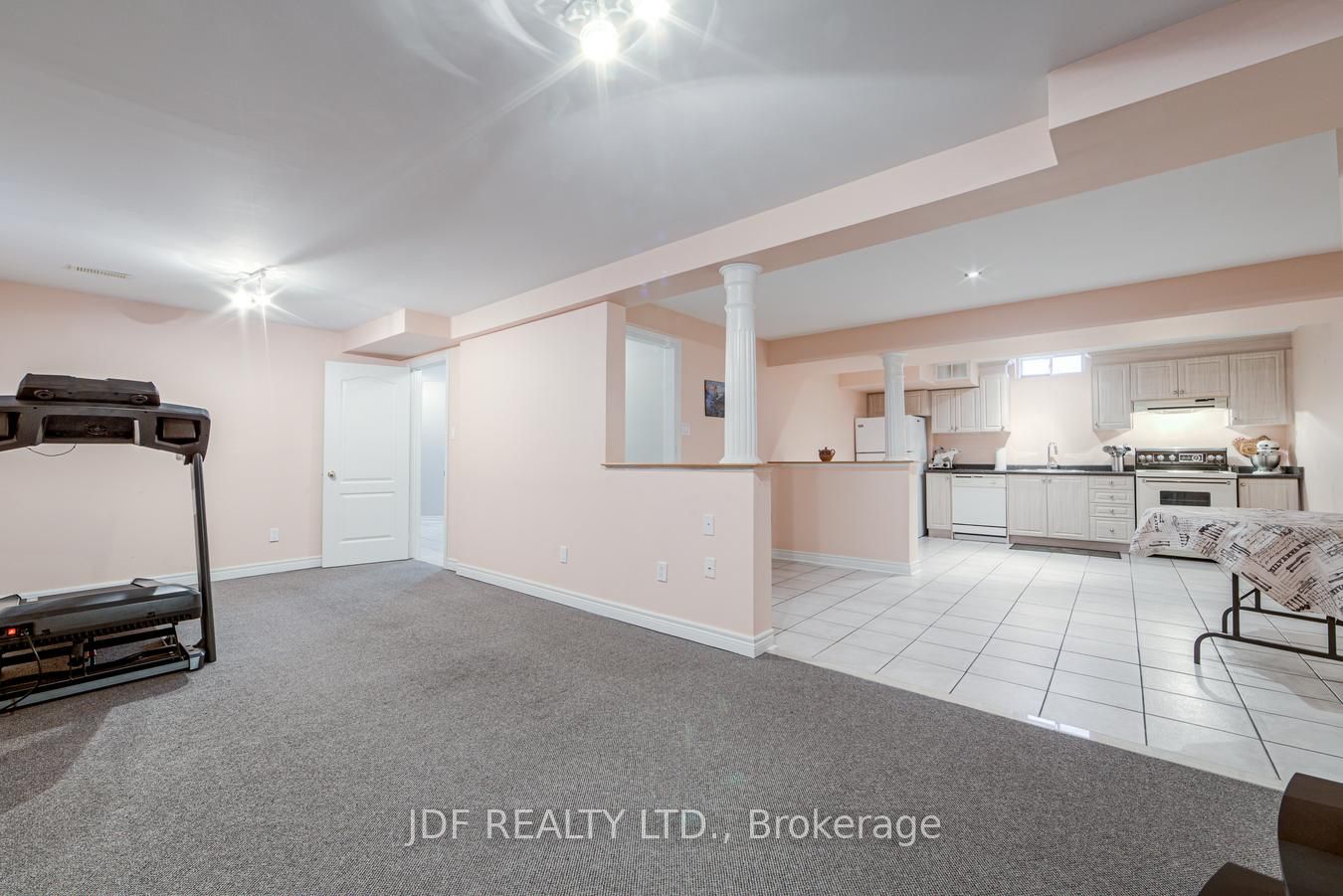 164 Golden Gate Circle Property Photo 38