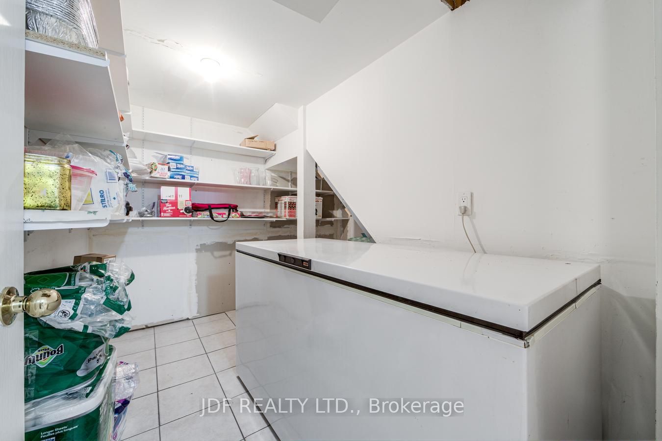 164 Golden Gate Circle Property Photo 42