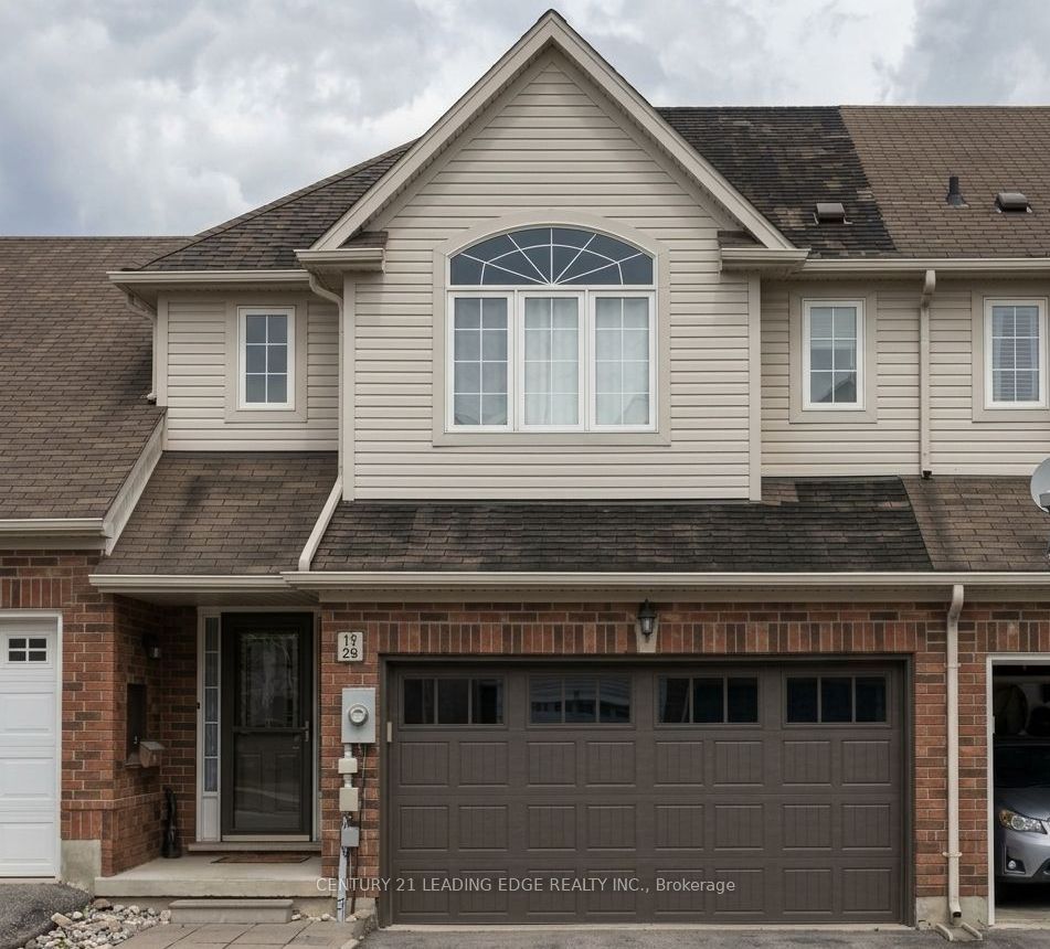 52 Apple Tree Crescent Property Photo 2