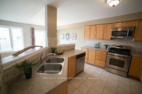 52 Apple Tree Crescent Property Photo 4