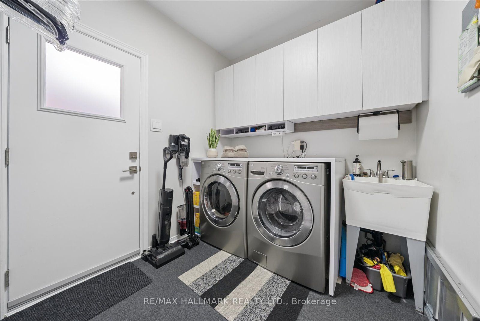 40 Colonel Butler Drive Property Photo 20