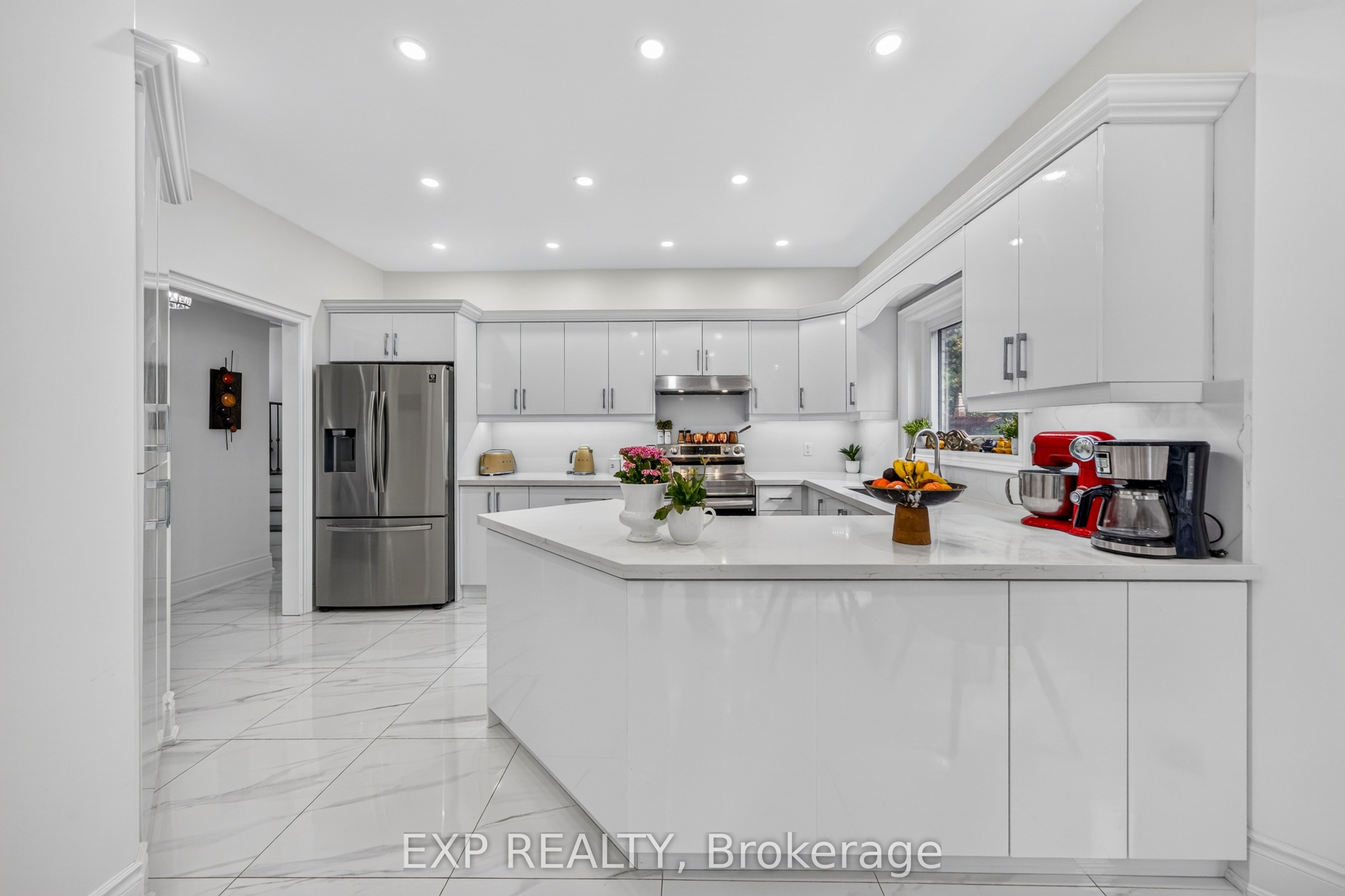 785 Quantra Crescent Property Photo 24