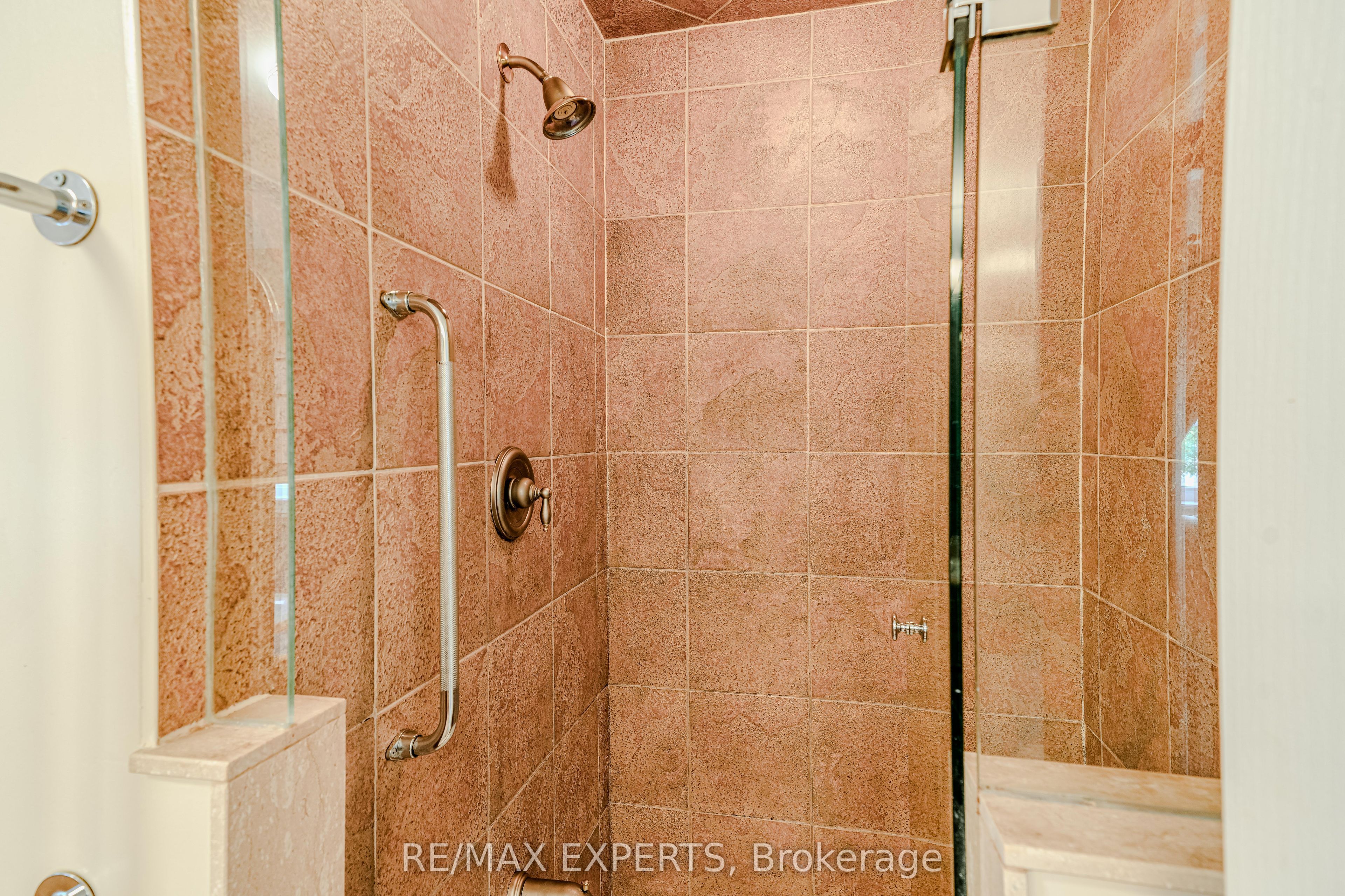 6 Elyssa Drive Property Photo 30