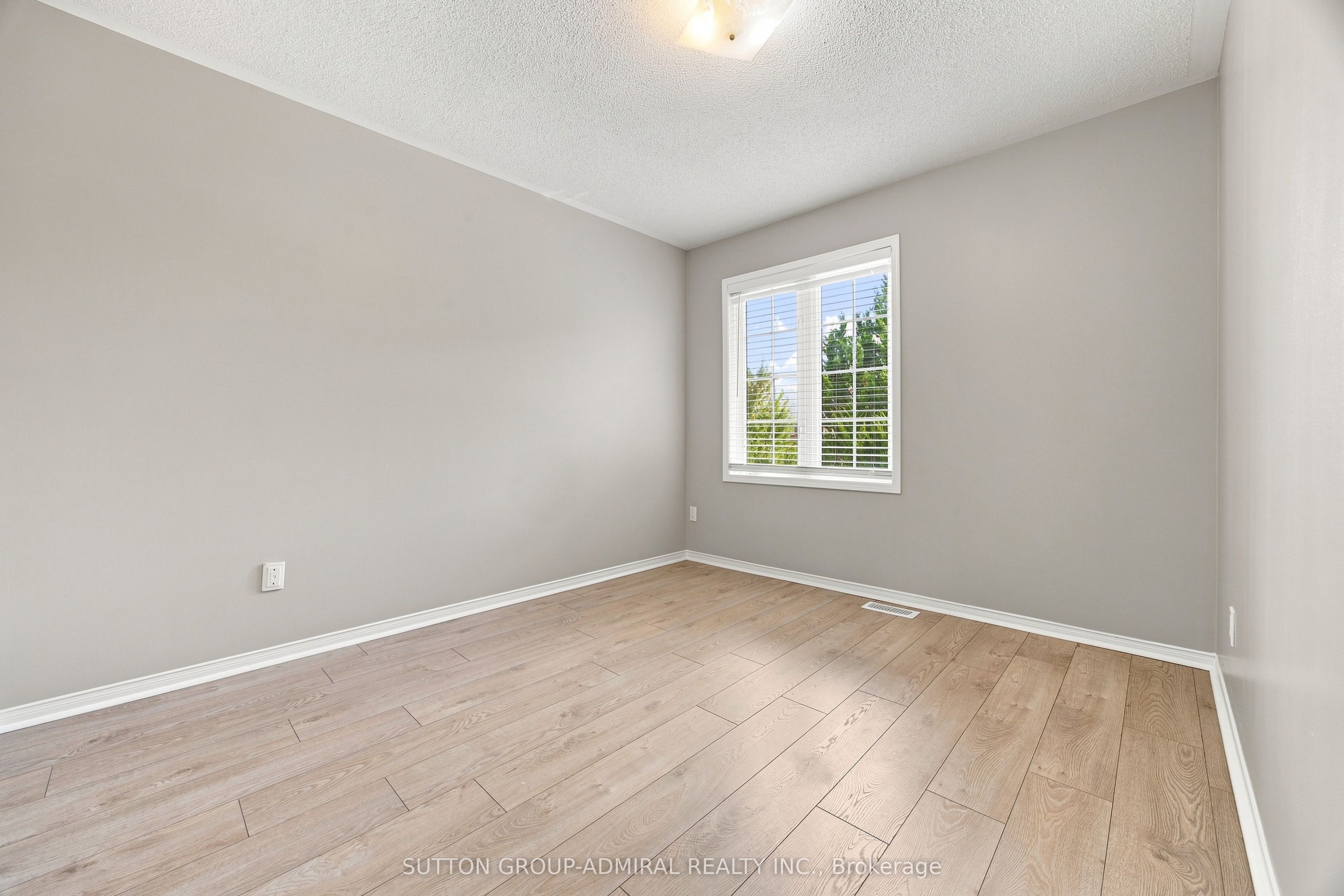 14 Craddock Street Property Photo 28