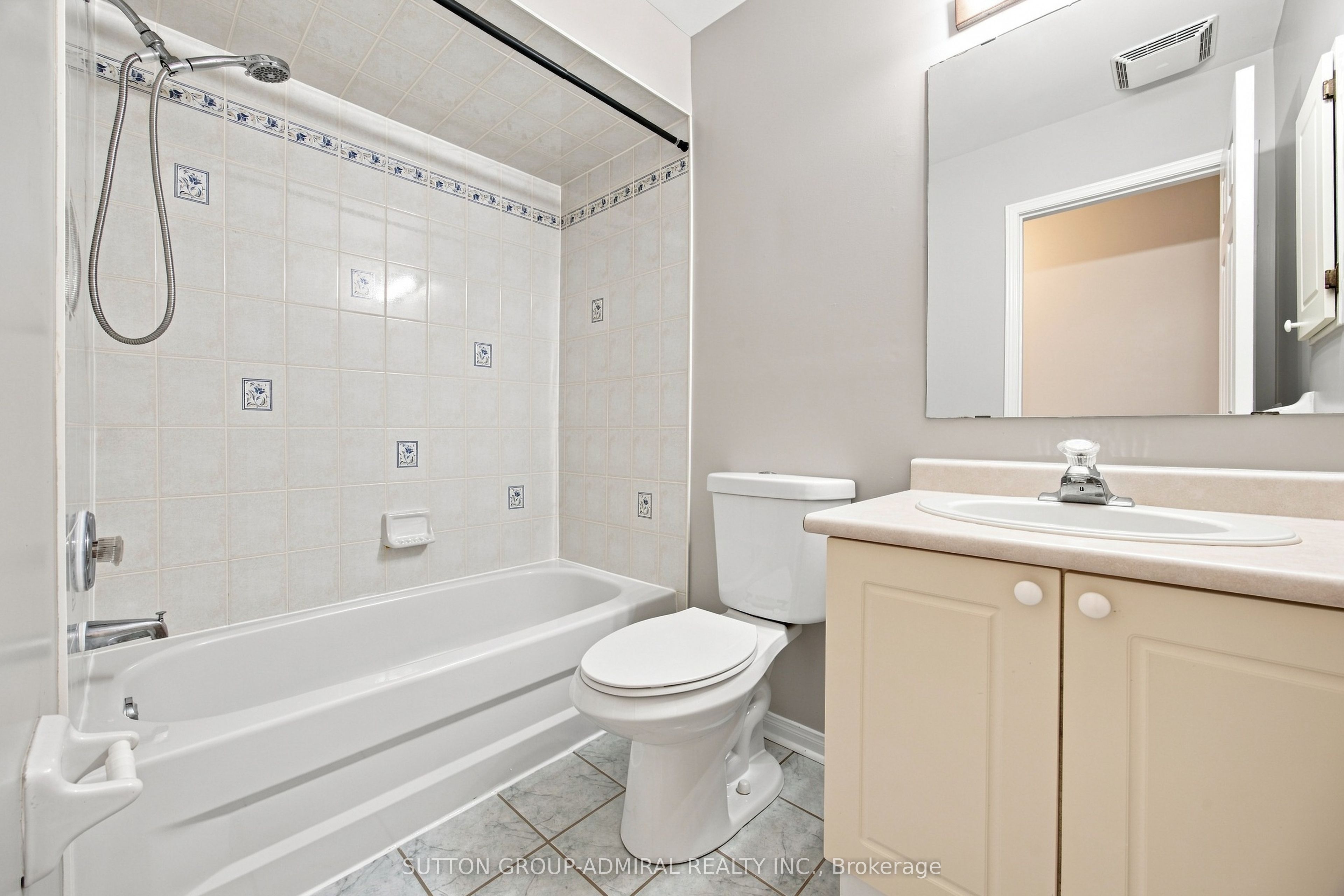14 Craddock Street Property Photo 30