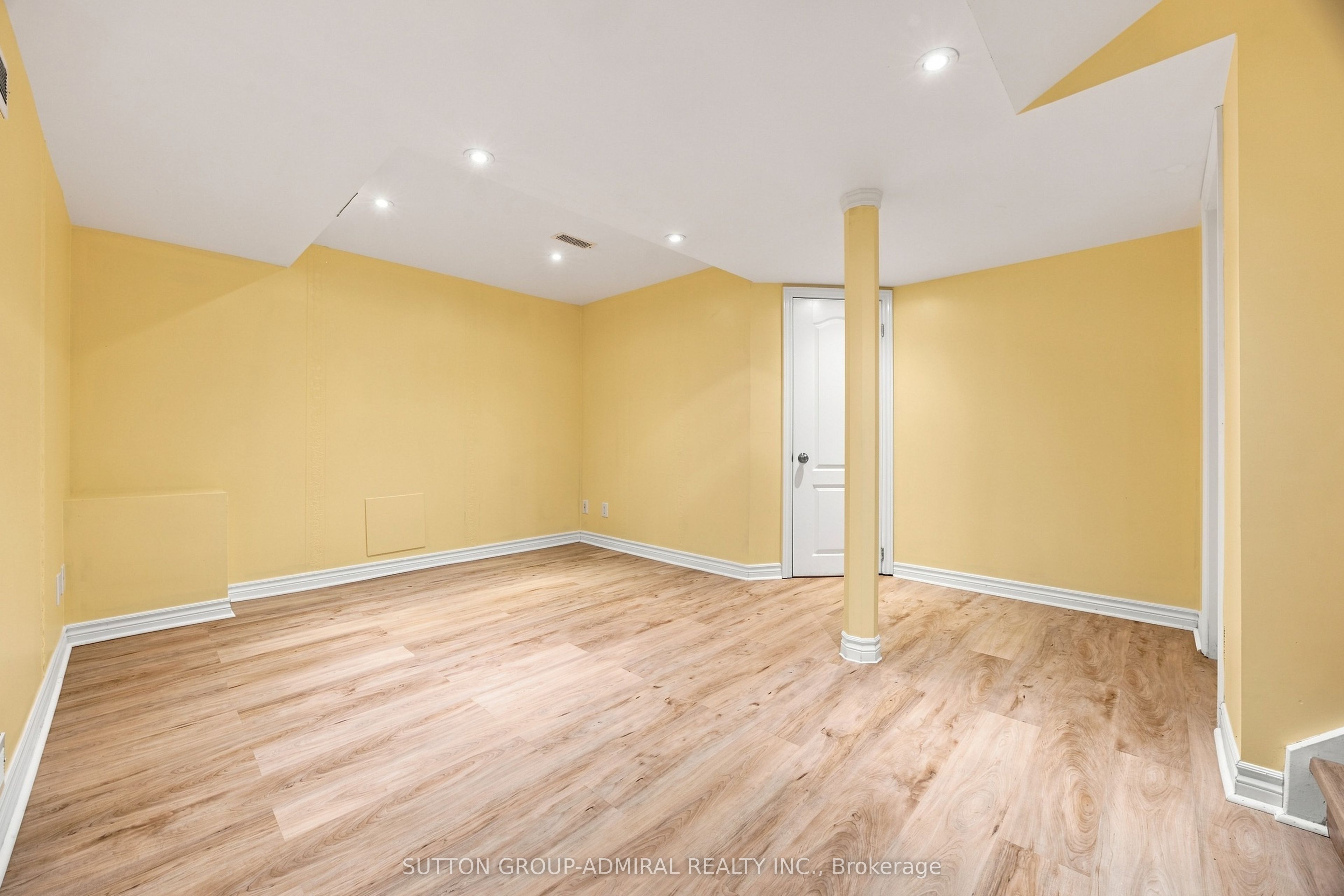14 Craddock Street Property Photo 33