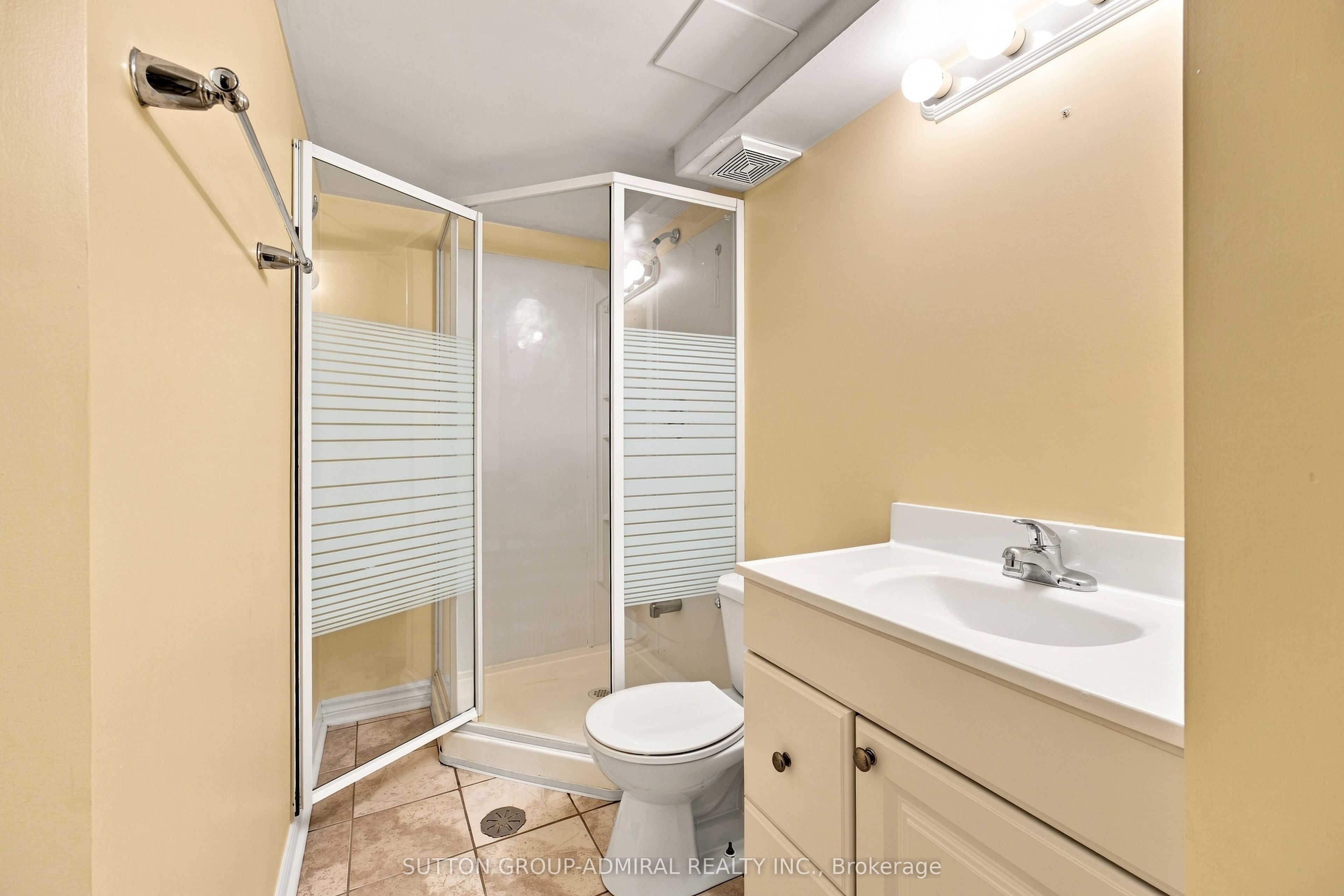 14 Craddock Street Property Photo 34