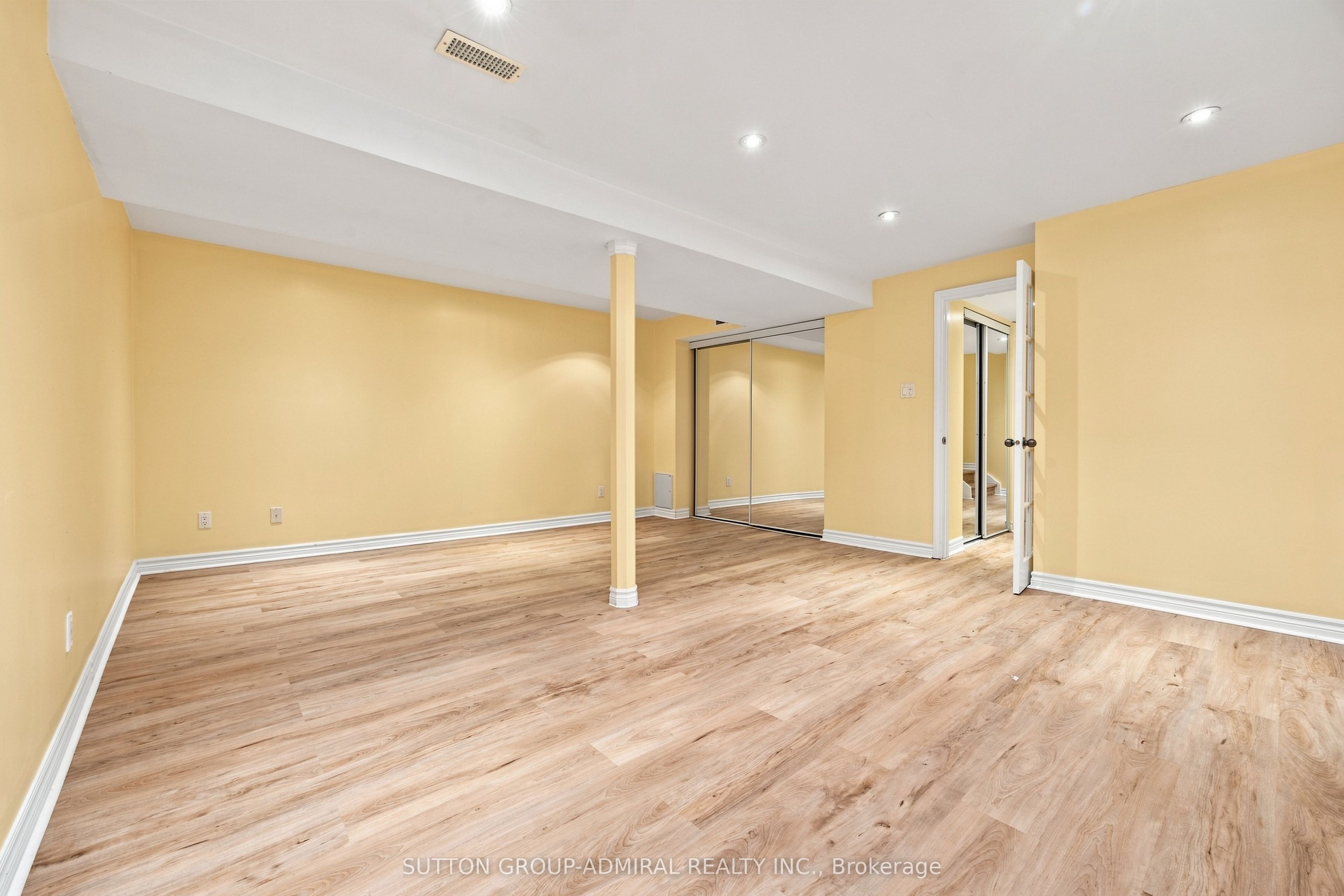 14 Craddock Street Property Photo 37