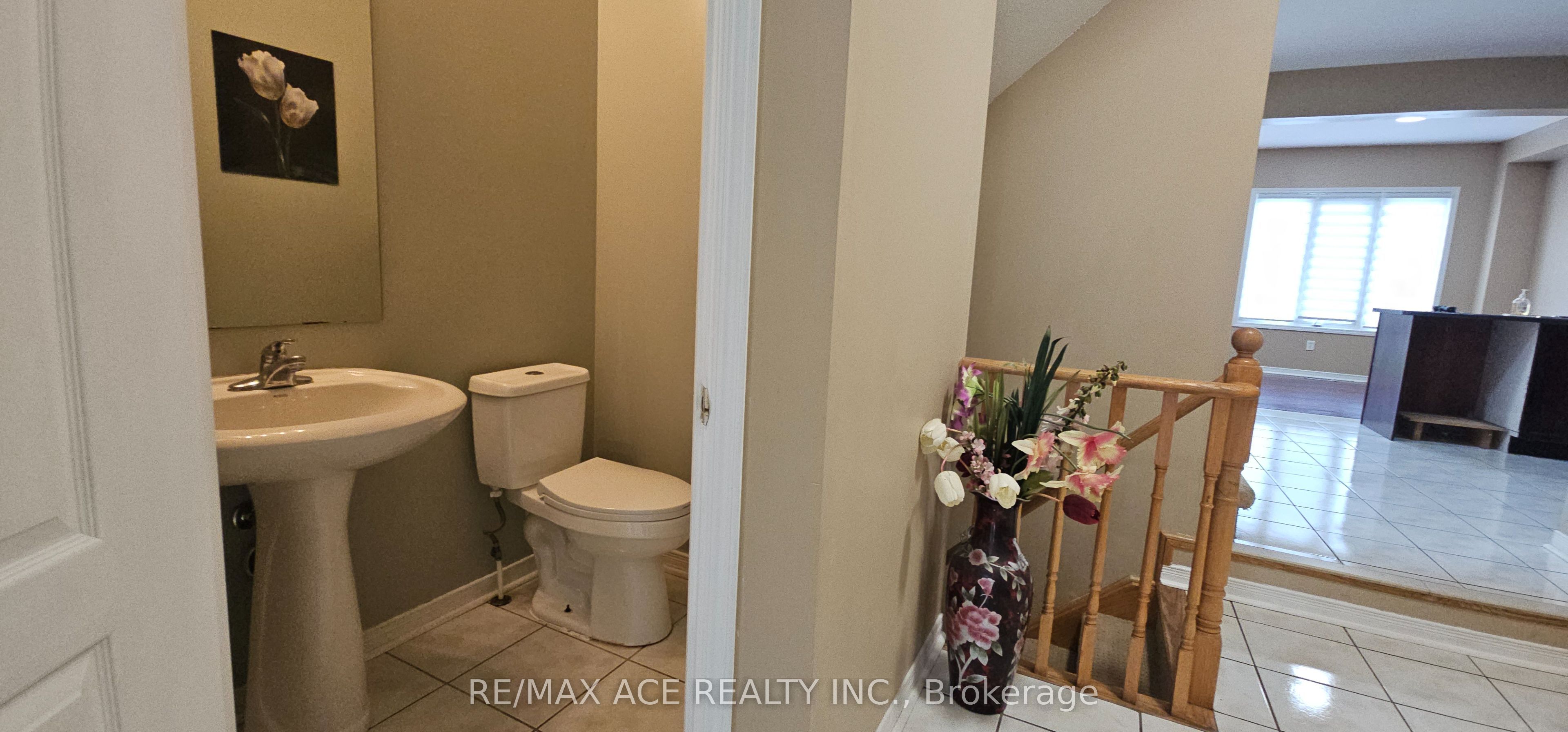 46 Ralph Chalmers Avenue Property Photo 10
