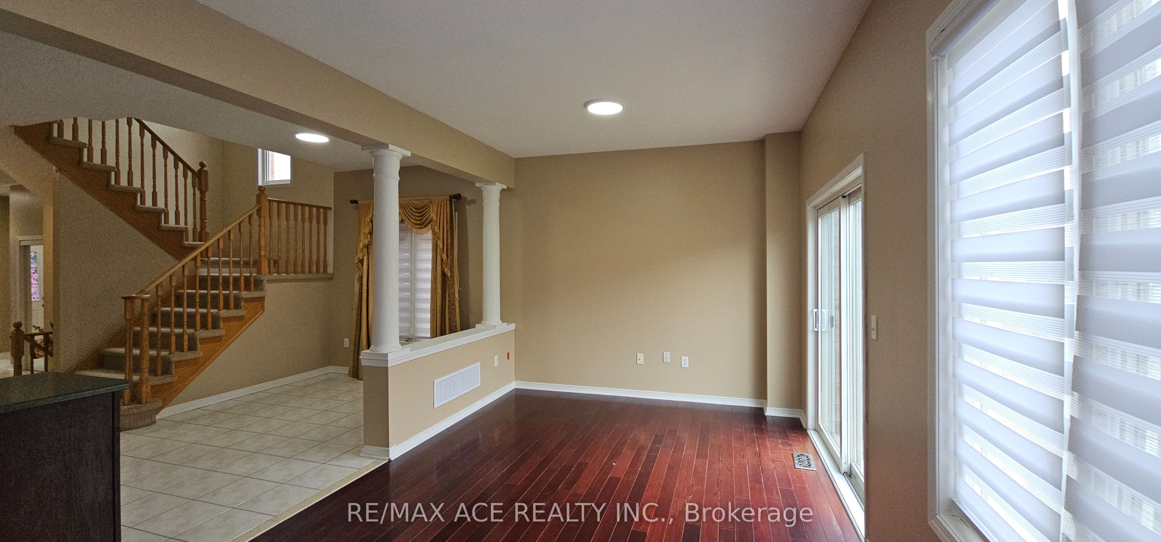 46 Ralph Chalmers Avenue Property Photo 11