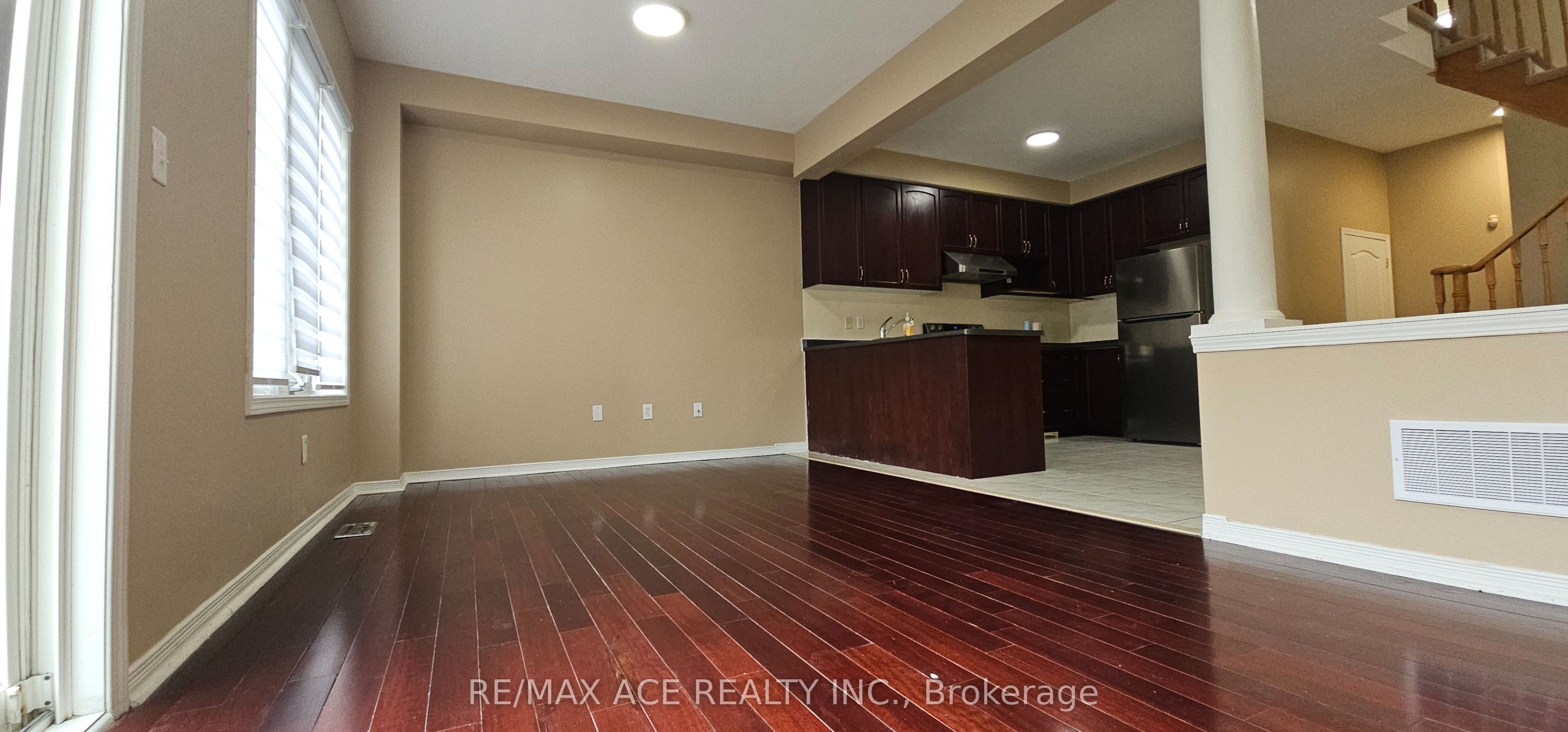 46 Ralph Chalmers Avenue Property Photo 14