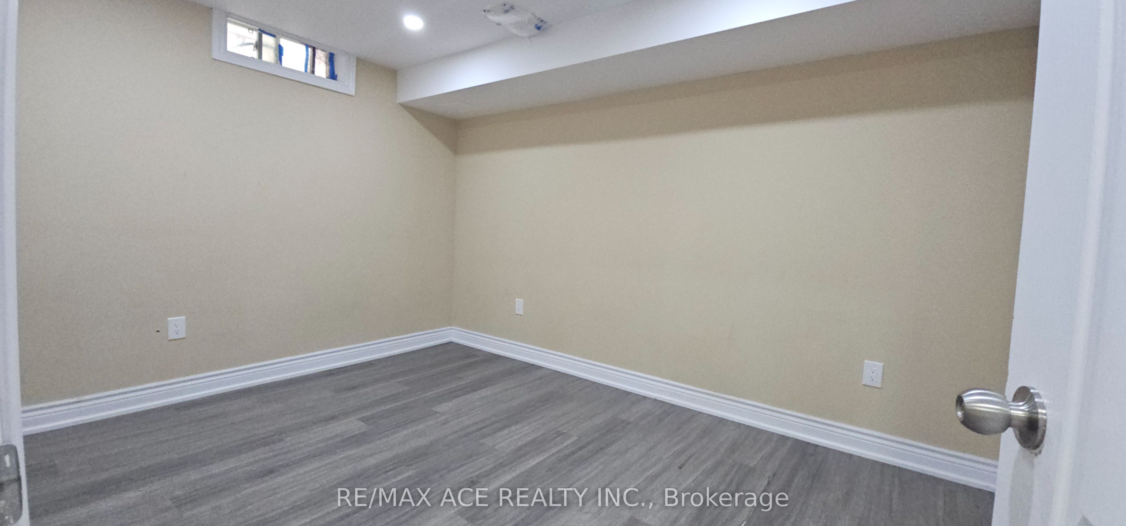 46 Ralph Chalmers Avenue Property Photo 32