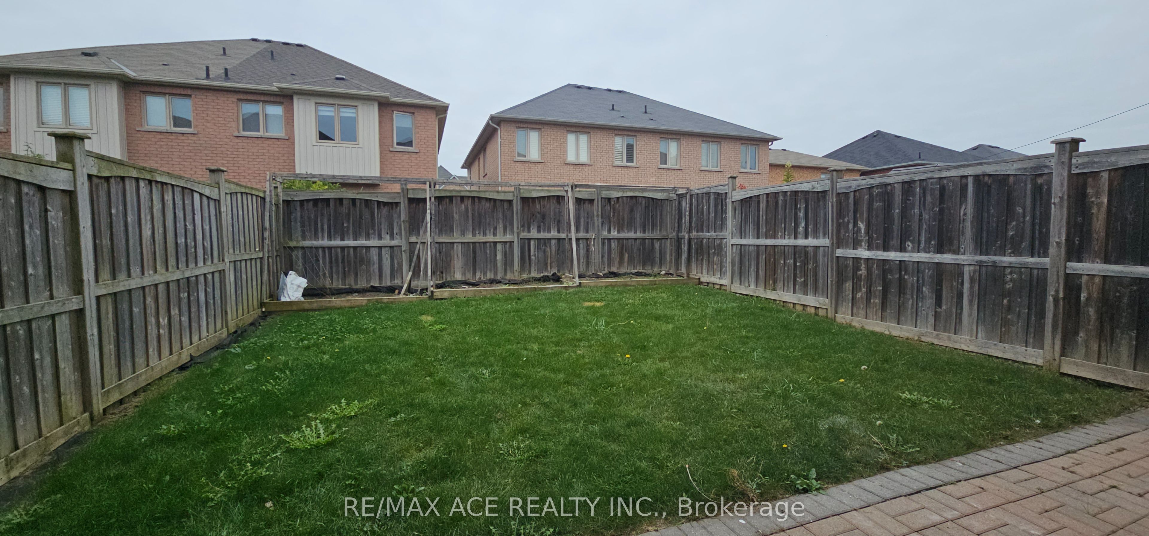 46 Ralph Chalmers Avenue Property Photo 36