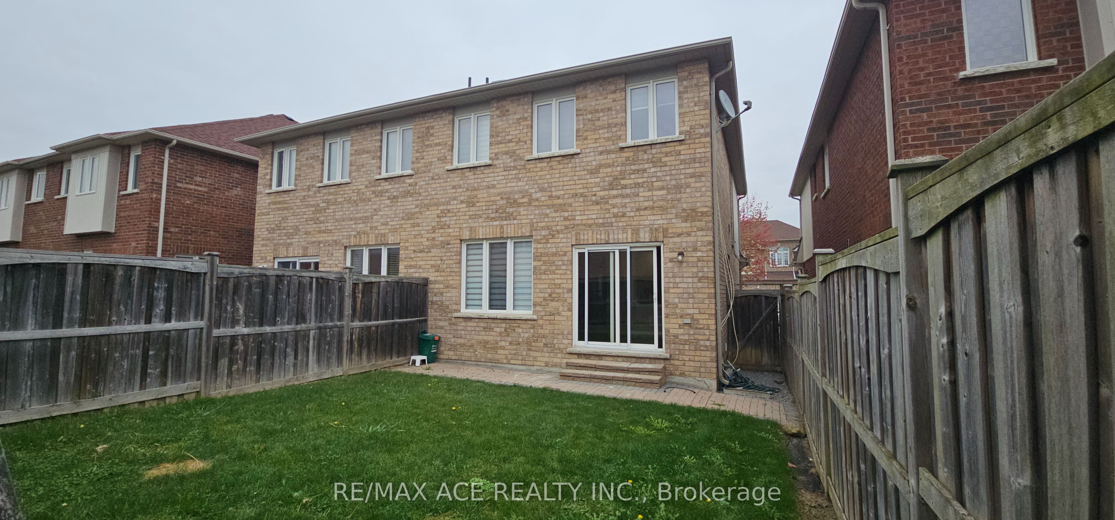 46 Ralph Chalmers Avenue Property Photo 37