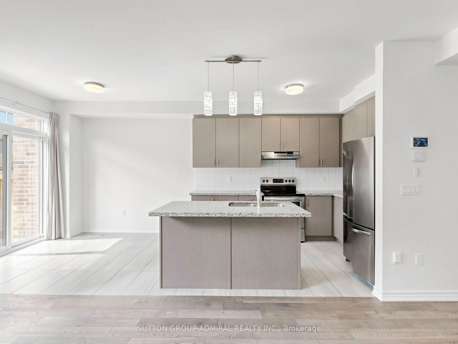 1475 Blackmore Street Property Photo 14