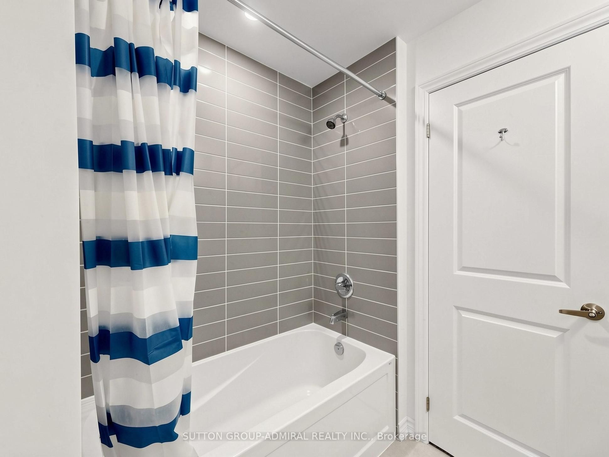 1475 Blackmore Street Property Photo 37