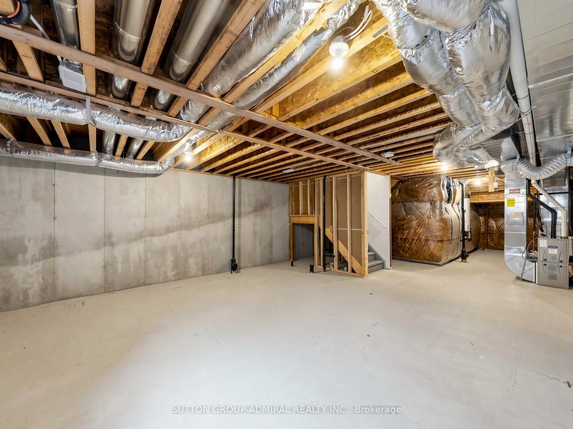 1475 Blackmore Street Property Photo 40