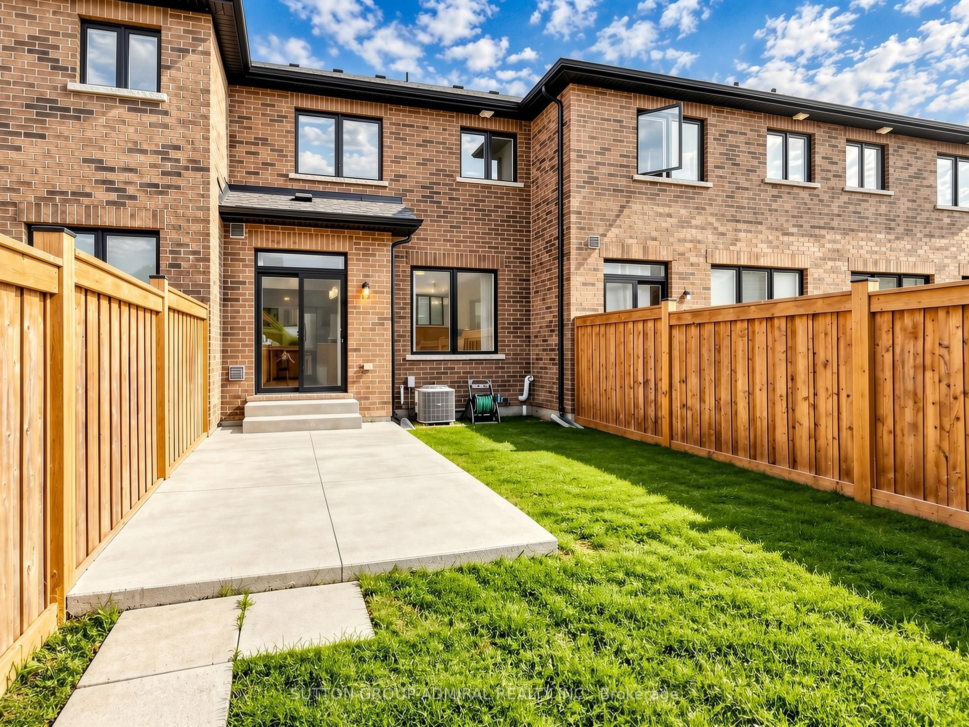 1475 Blackmore Street Property Photo 44
