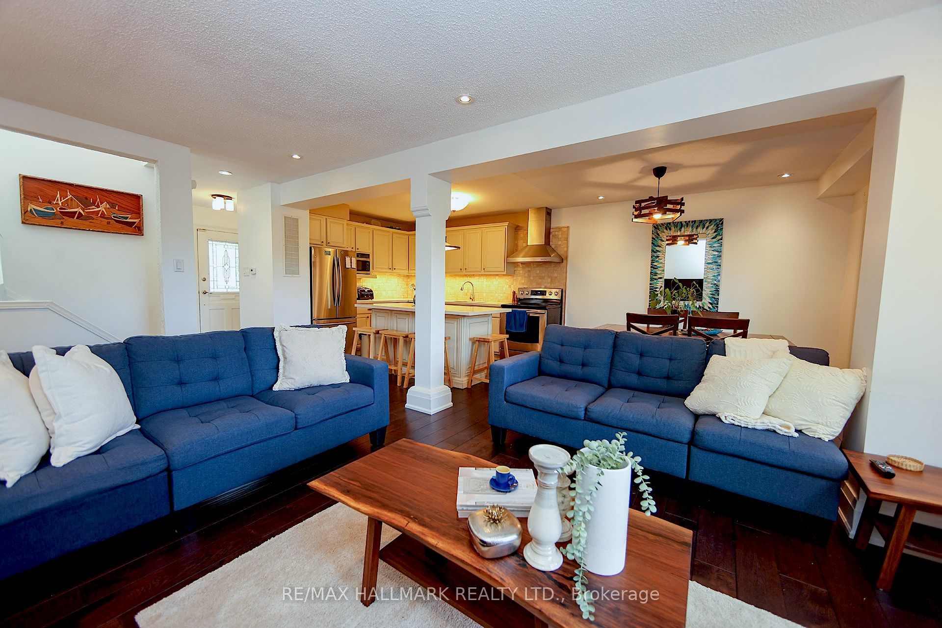 781 Pam Crescent
