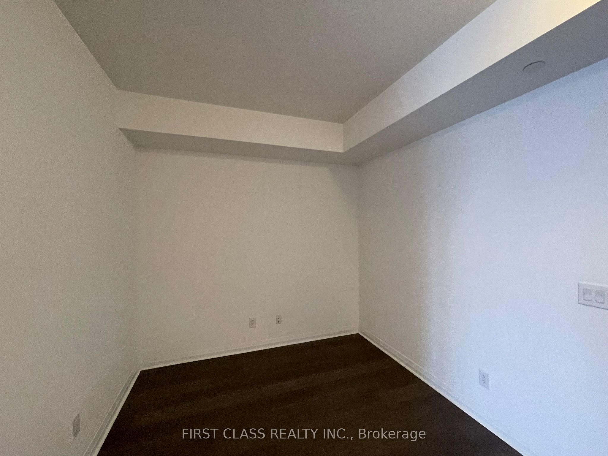 55 Oneida Crescent 1106 Property Photo 10