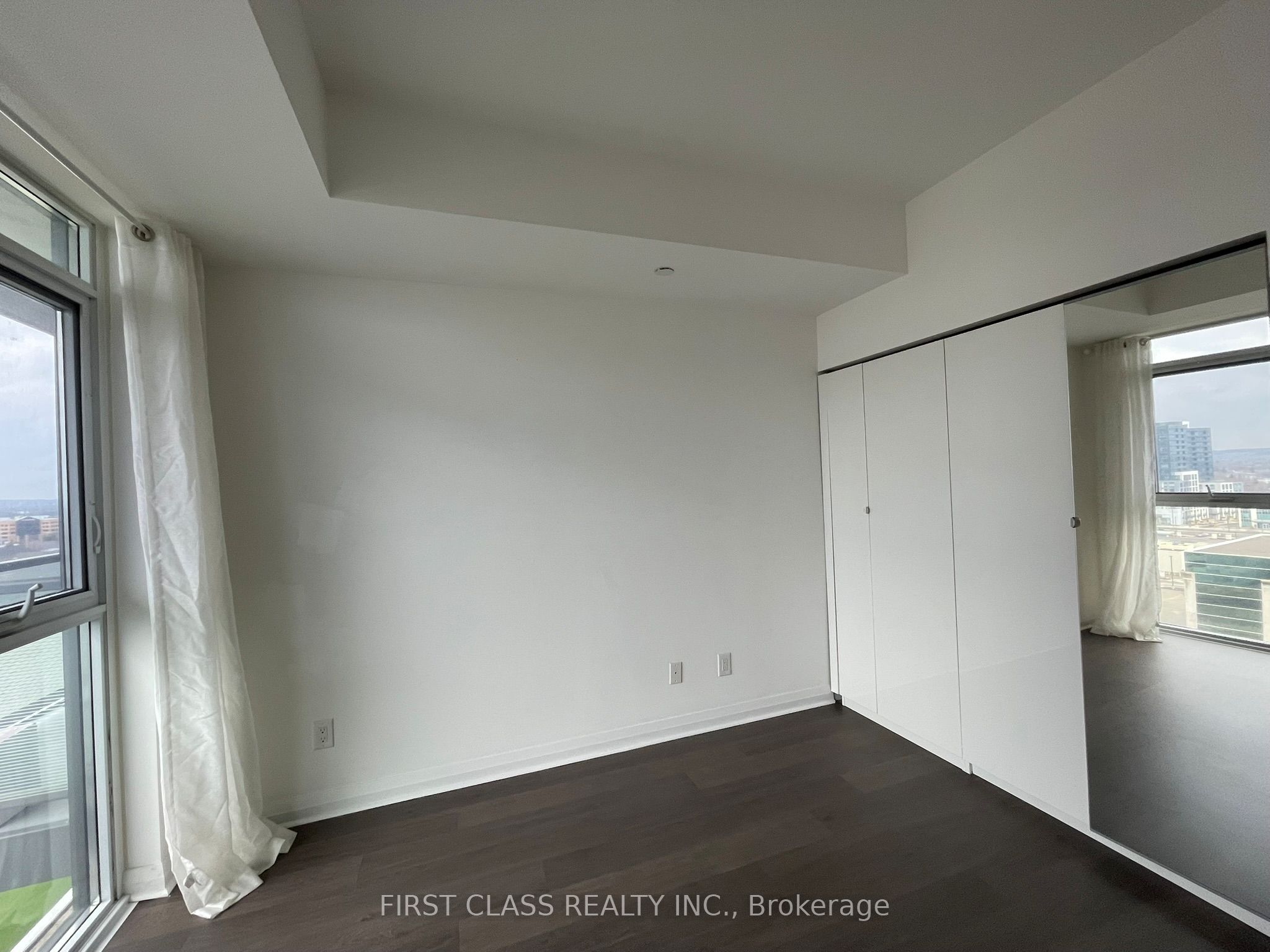 55 Oneida Crescent 1106 Property Photo 13