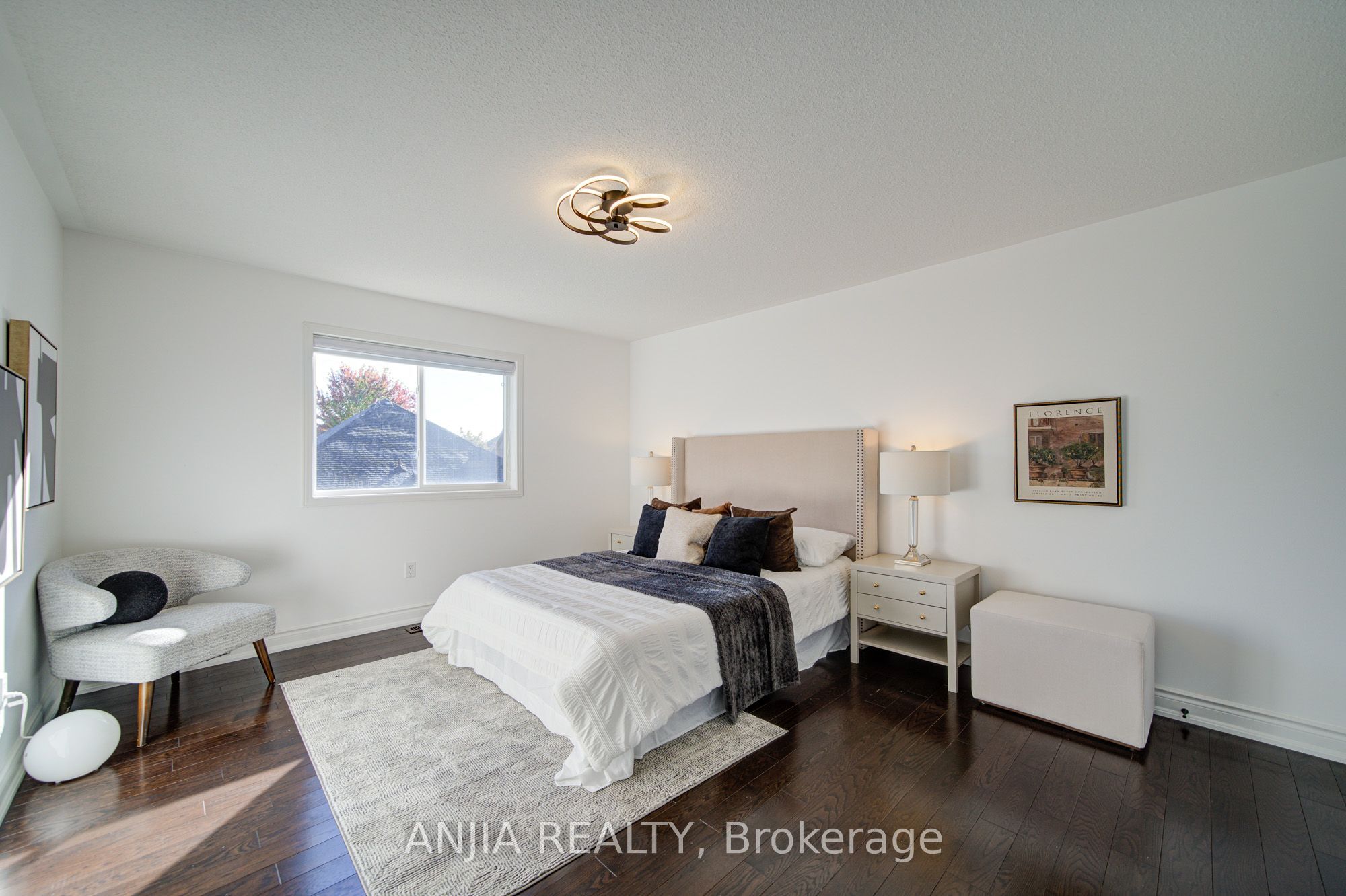 28 Grandwood Avenue Property Photo 29