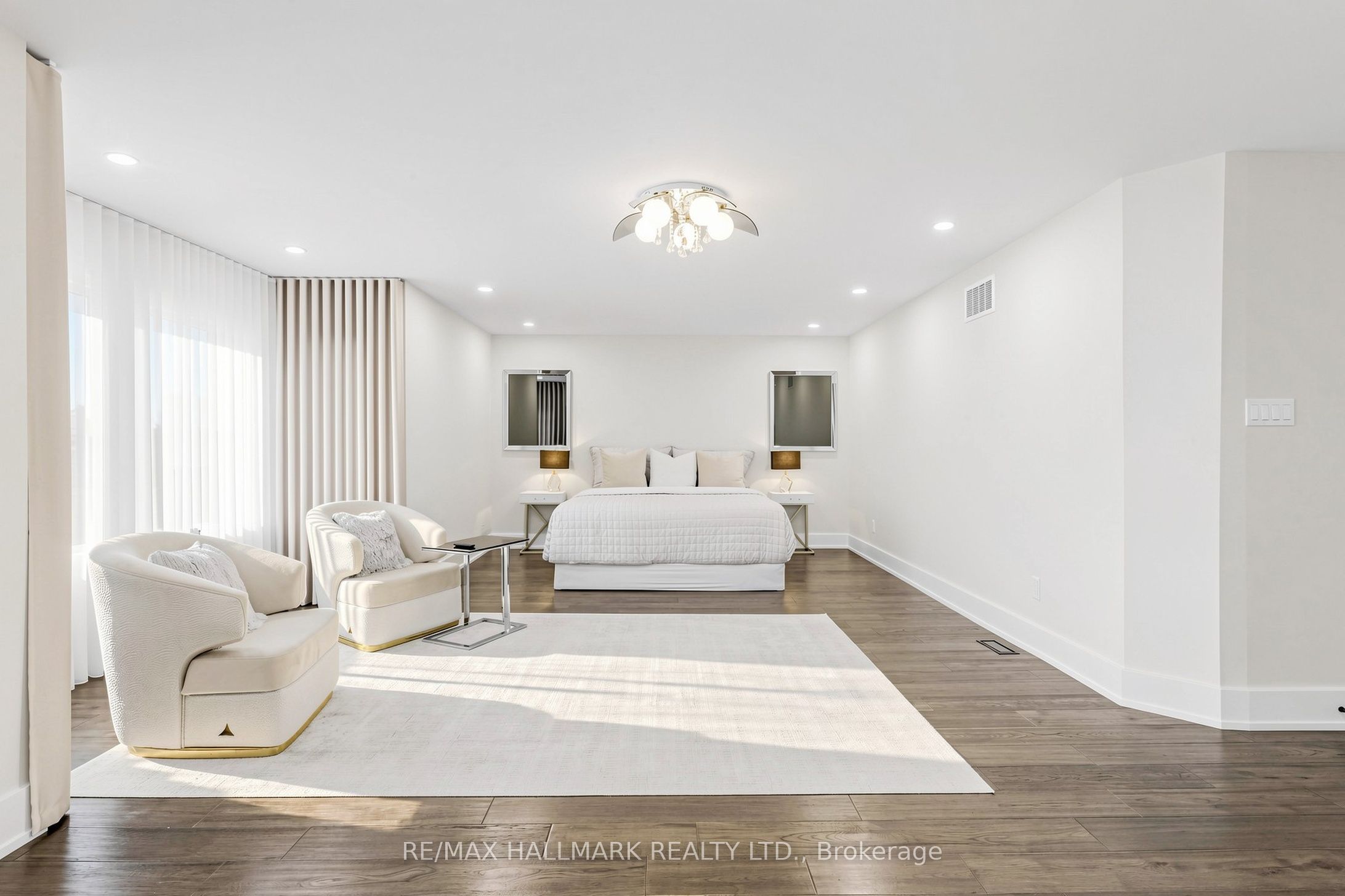 63 Willett Crescent Property Photo 18