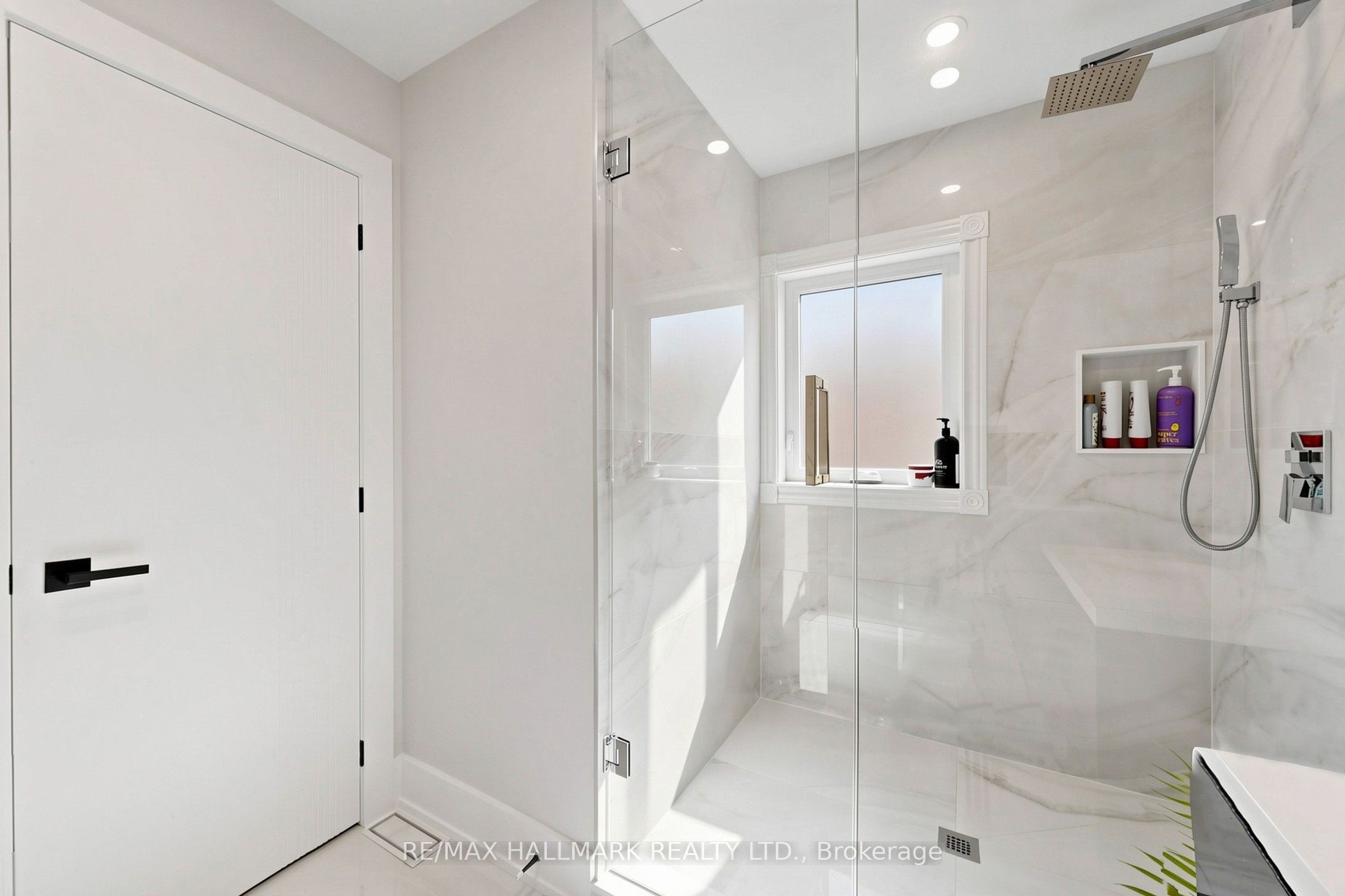 63 Willett Crescent Property Photo 29